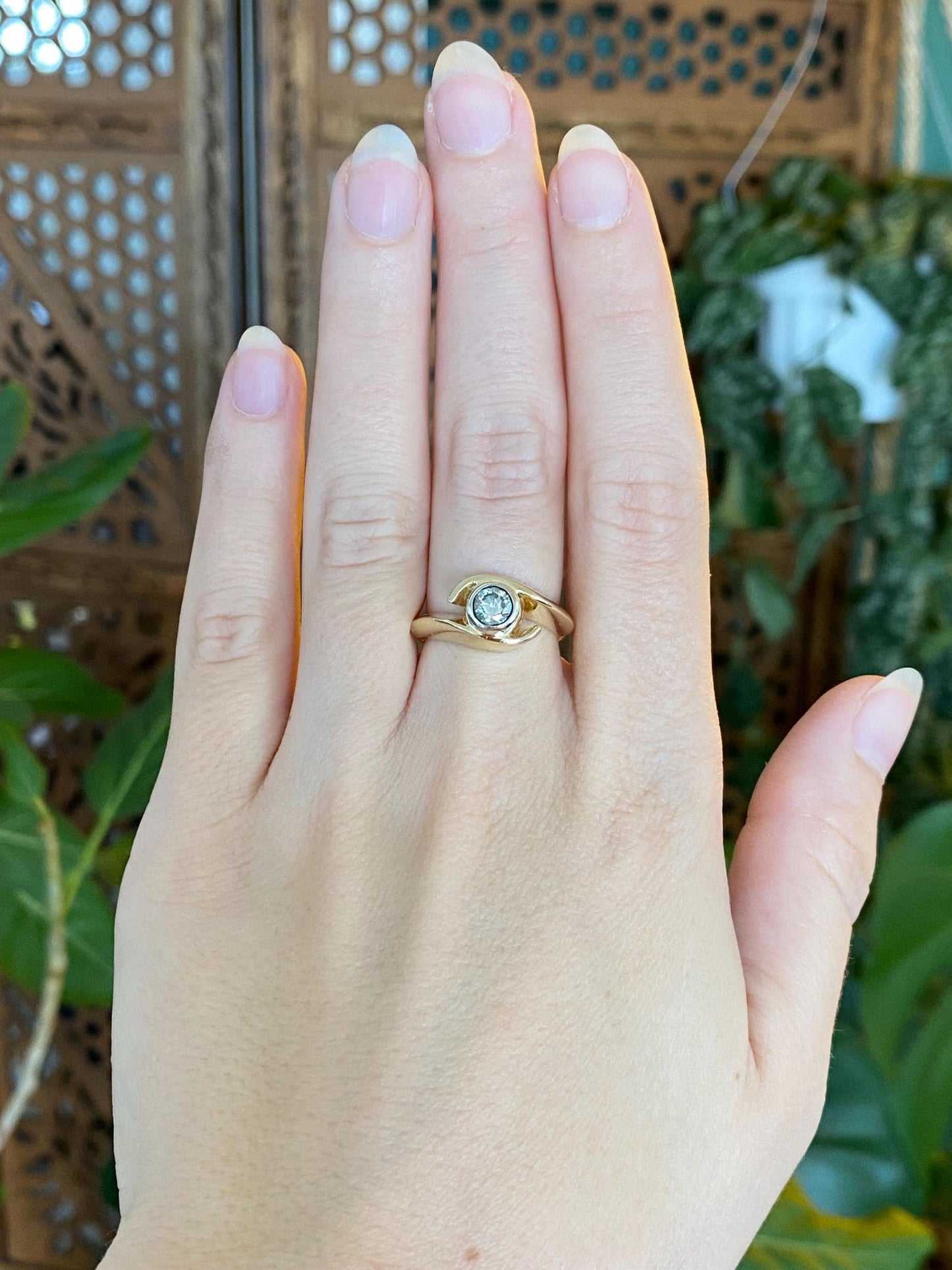 Solid 14k Yellow Gold 0.5ct Diamond Twist Ring - Size 6.5