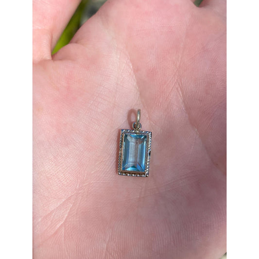 Vintage Solid 10k White Gold Blue Cubic Zirconia Art Deco Charm