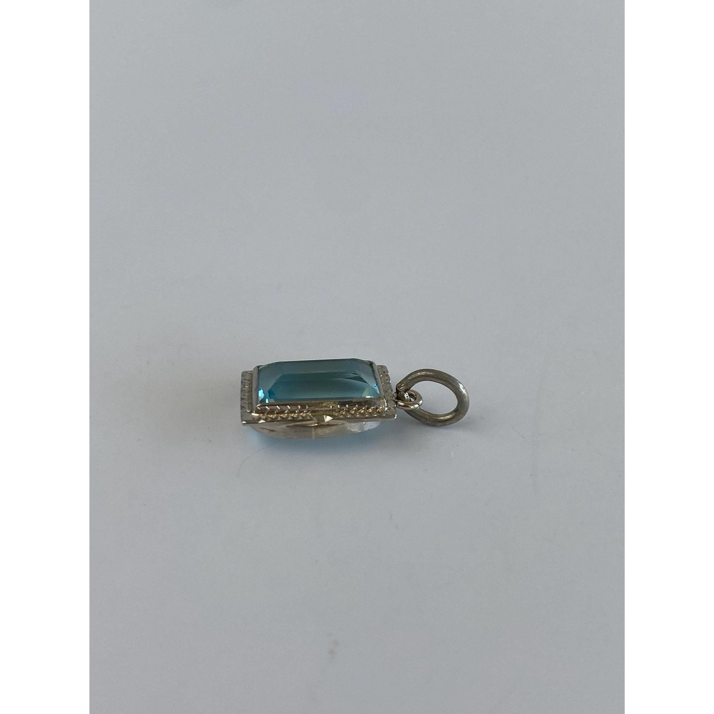 Vintage Solid 10k White Gold Blue Cubic Zirconia Art Deco Charm