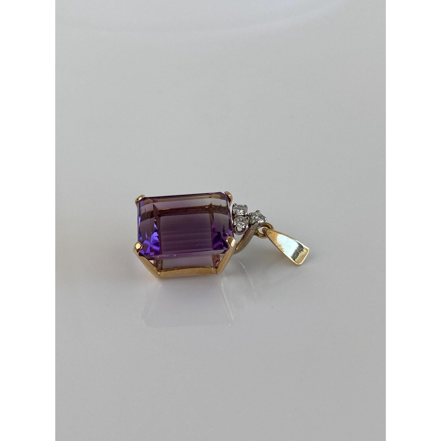 Vintage Solid 14k Yellow Gold Diamond Amethyst Charm