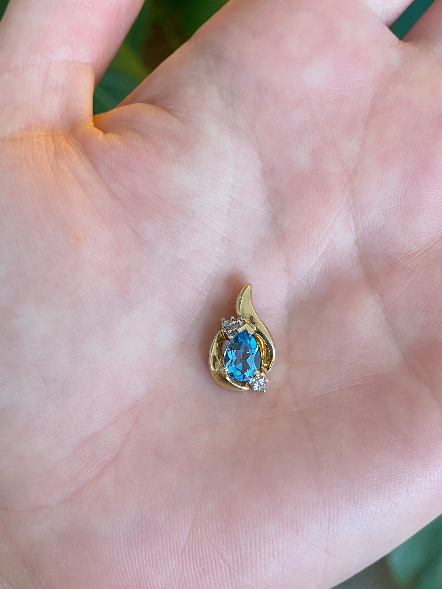 Vintage Solid 10k Diamond Topaz Charm