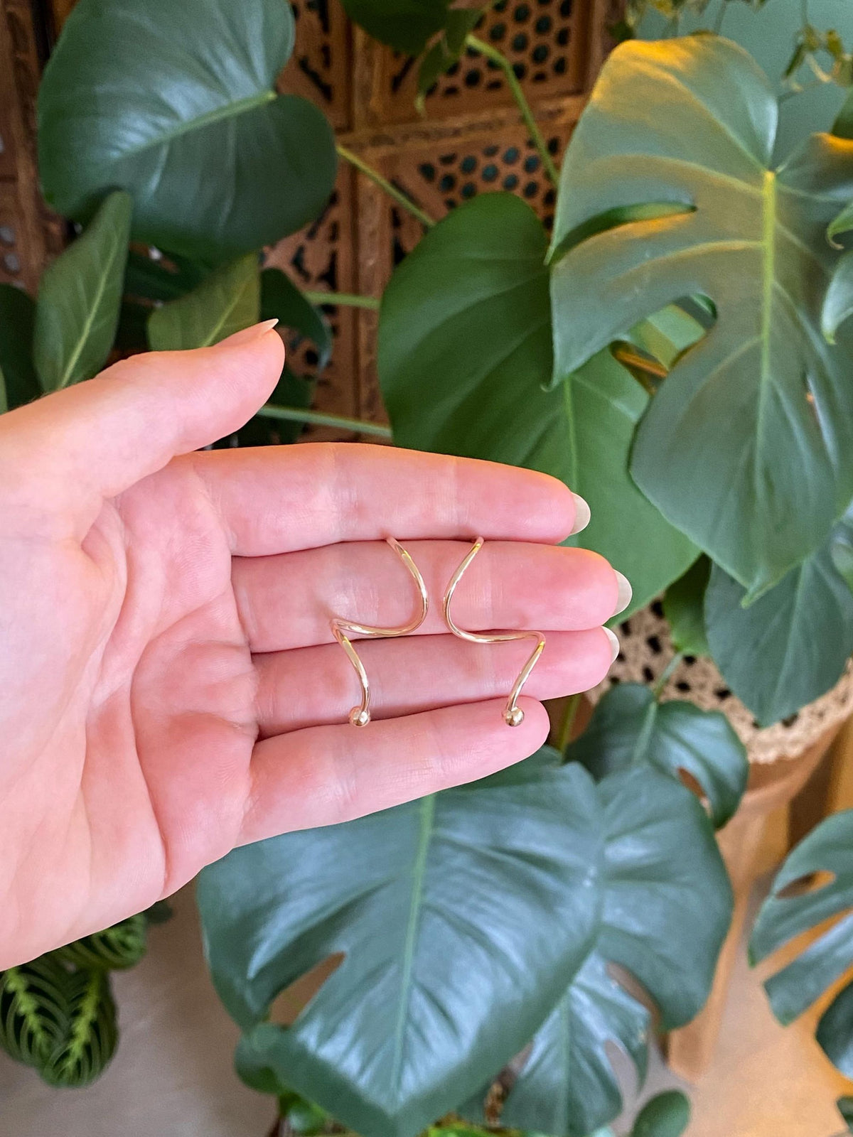 Vintage 14k Yellow Gold Spiral Drop Earrings