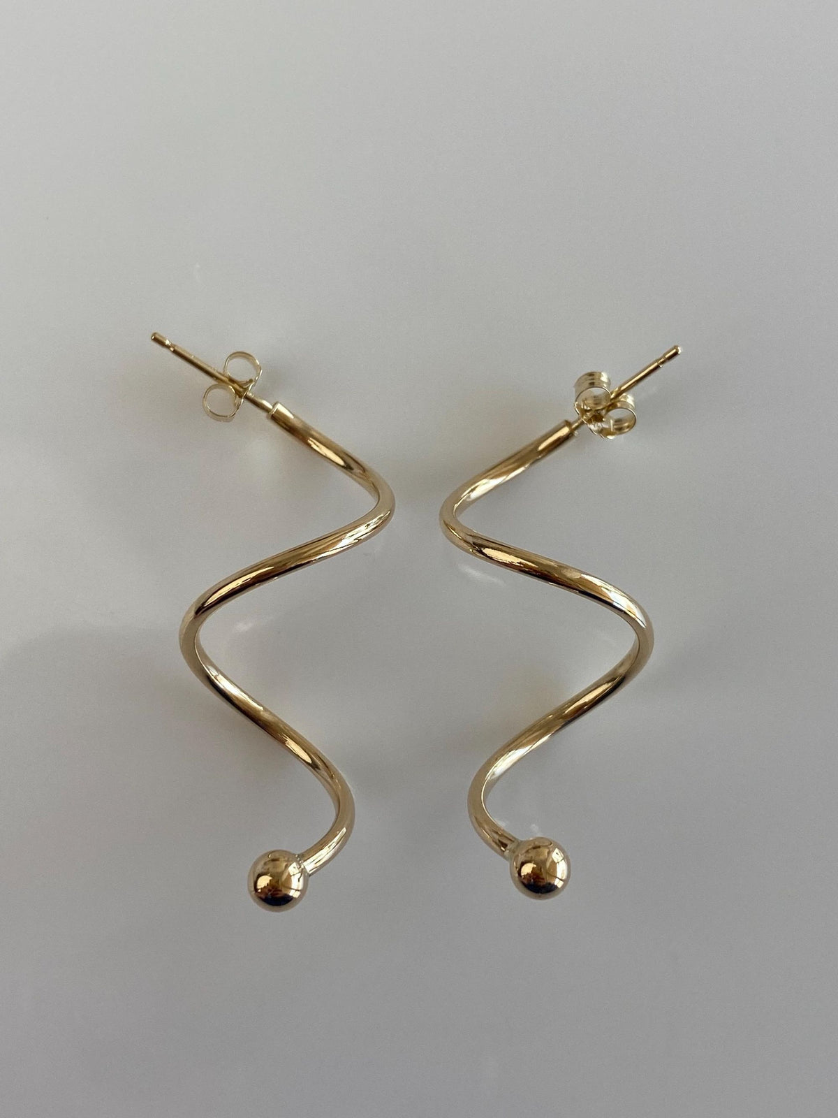 Vintage 14k Yellow Gold Spiral Drop Earrings