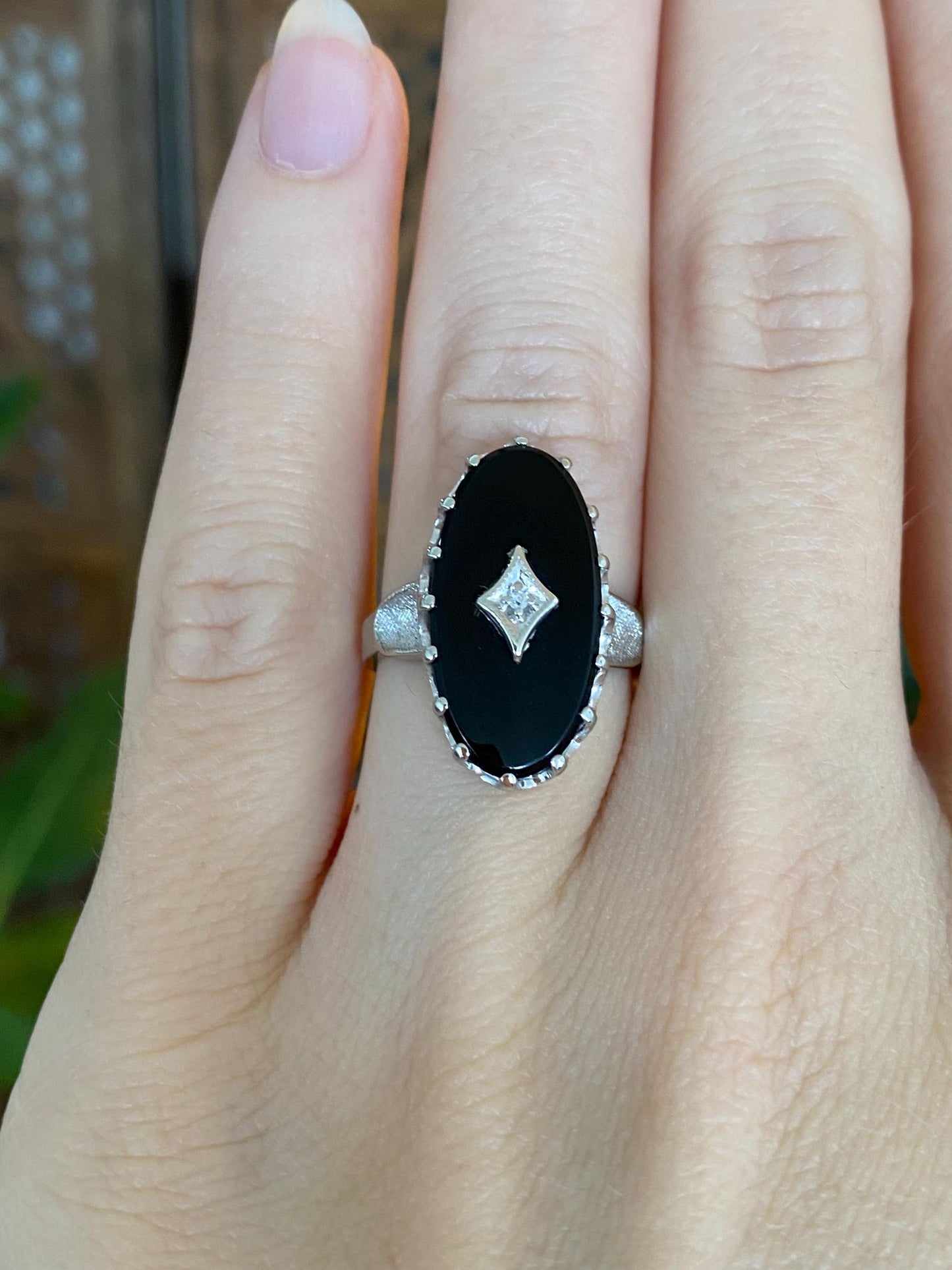 Vintage Solid 10k White Gold Diamond Black Onyx Art Deco Ring - Size 5.25