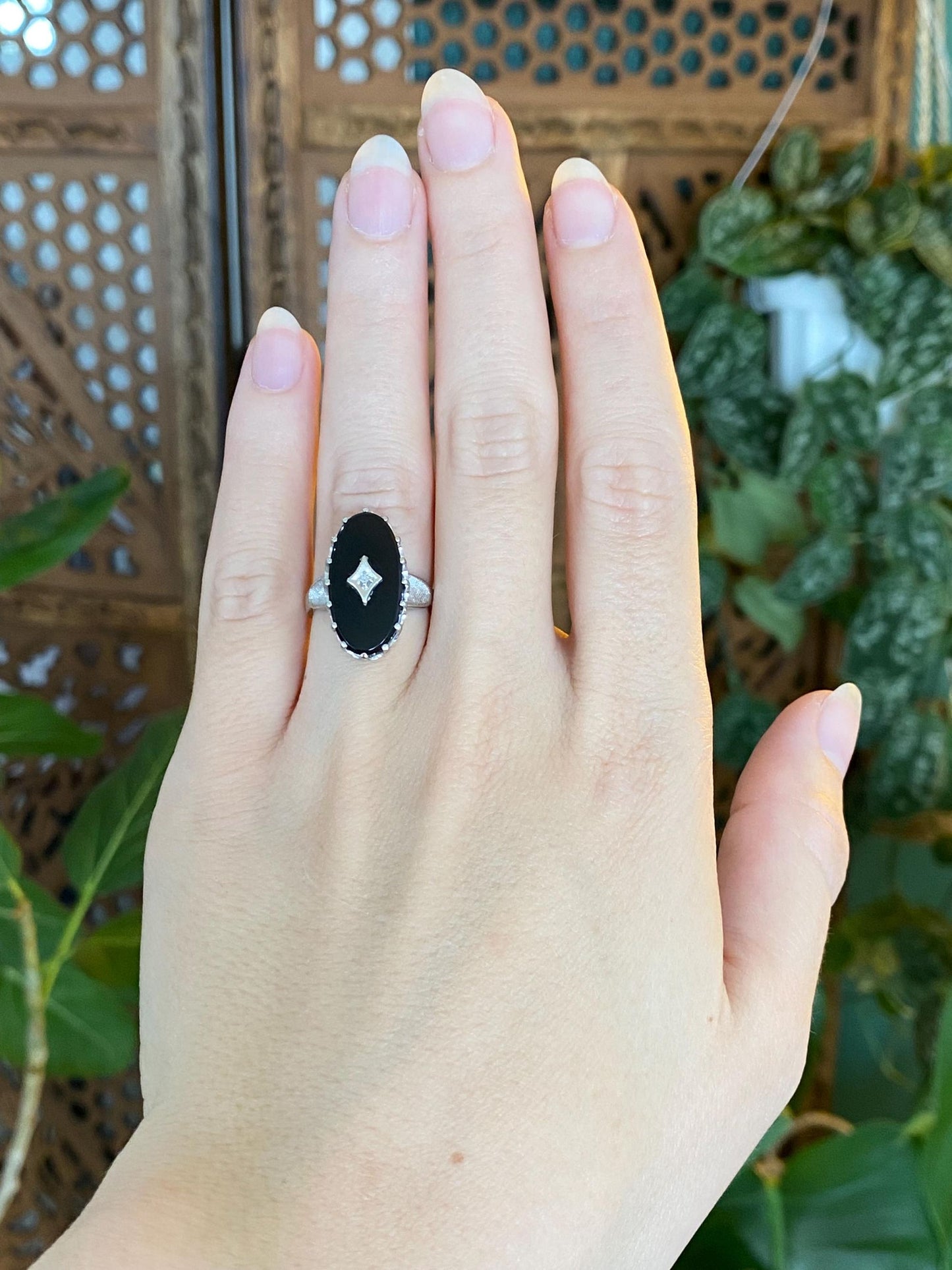 Vintage Solid 10k White Gold Diamond Black Onyx Art Deco Ring - Size 5.25