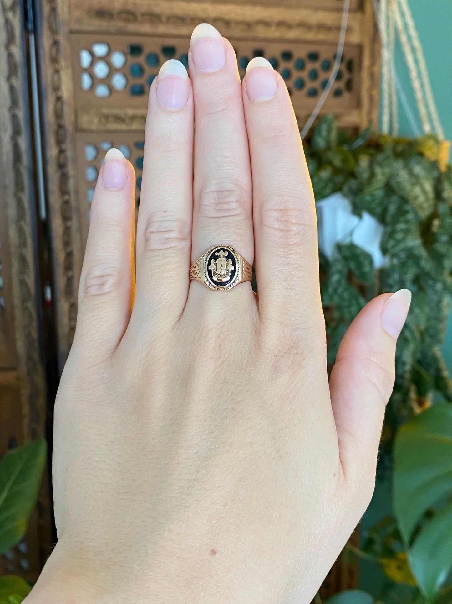 Vintage Solid 10k Rosey Gold 1932 Class Ring - Size 6