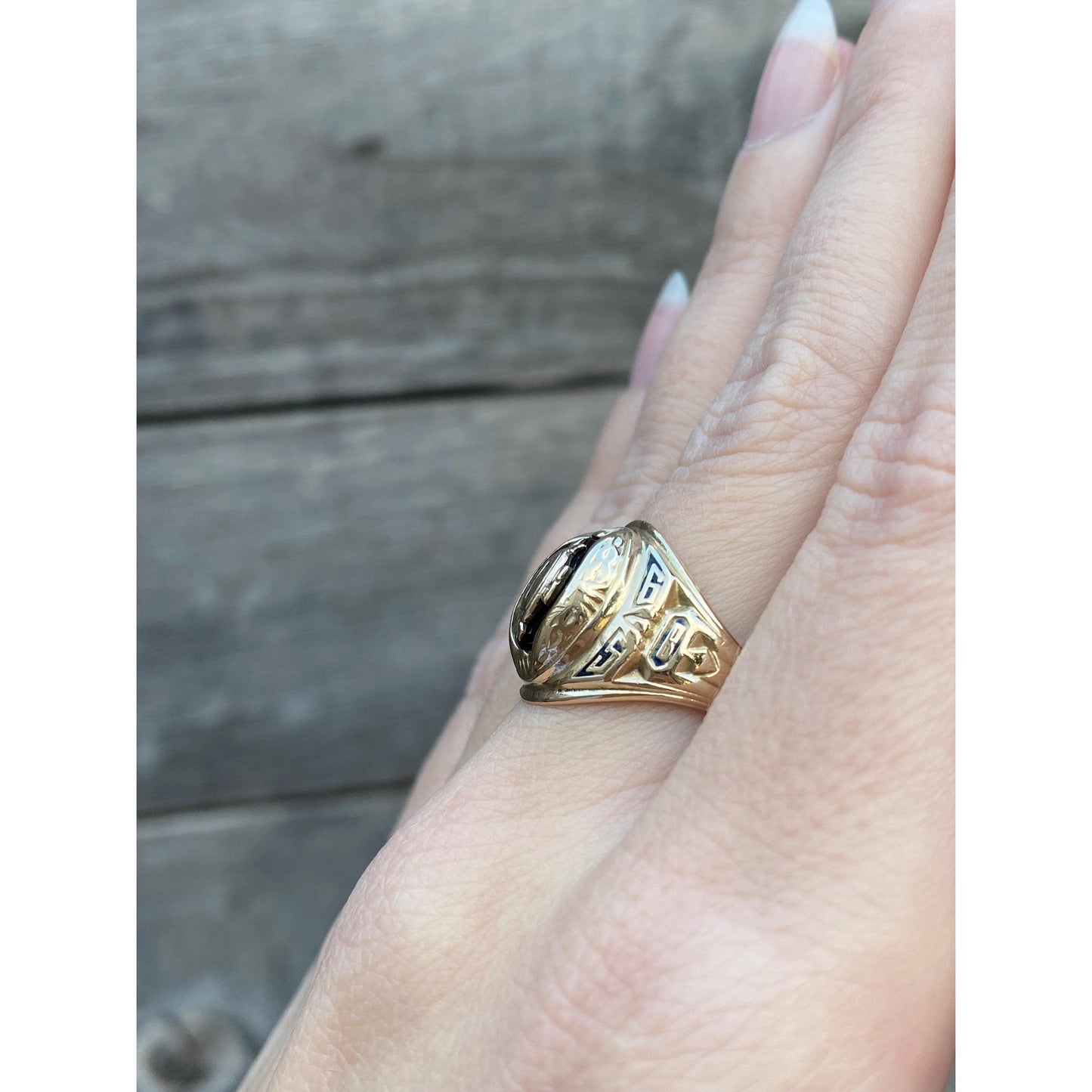 Vintage Solid 10k Yellow Gold Black Enamel 1965 Class Ring - Size 6.75