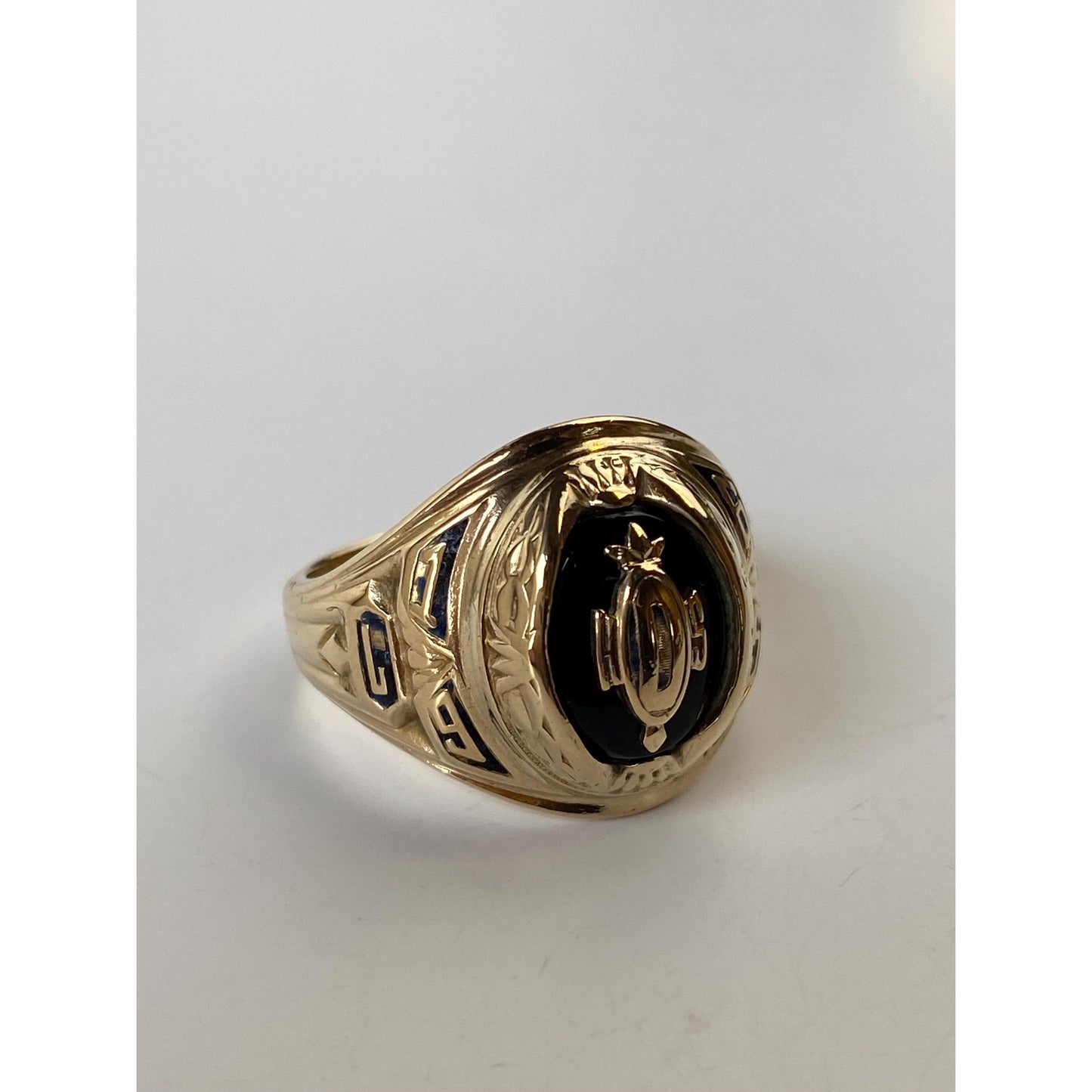 Vintage Solid 10k Yellow Gold Black Enamel 1965 Class Ring - Size 6.75