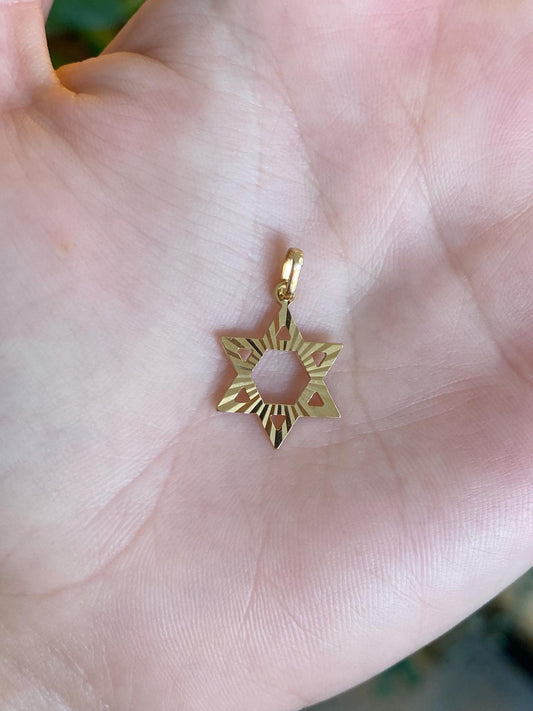 Vintage Solid 18k Yellow Gold Engine Turned Star of David Charm