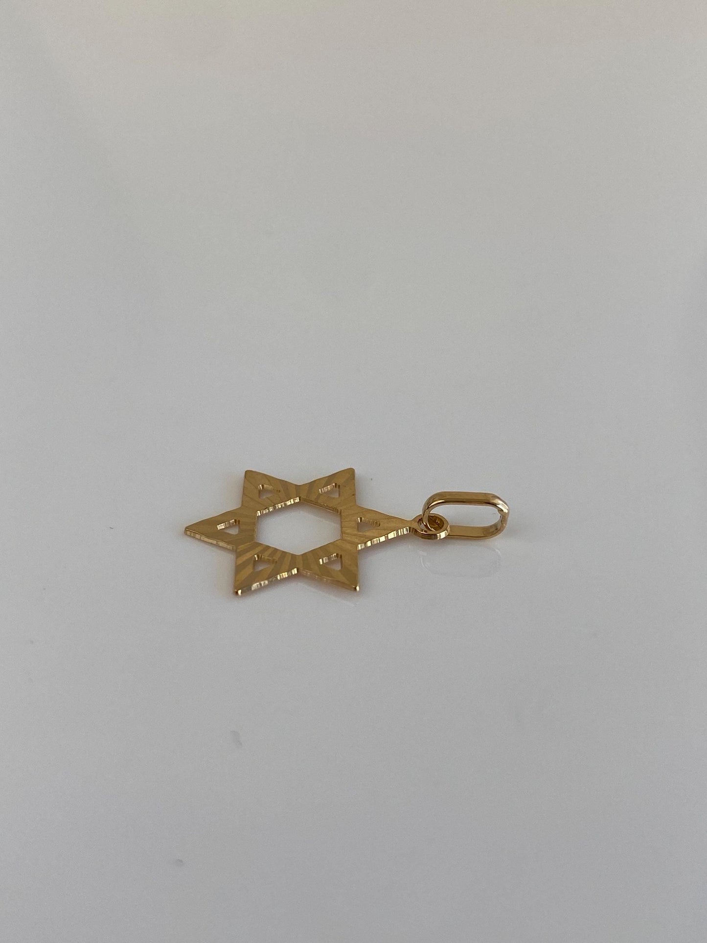 Vintage Solid 18k Yellow Gold Engine Turned Star of David Charm