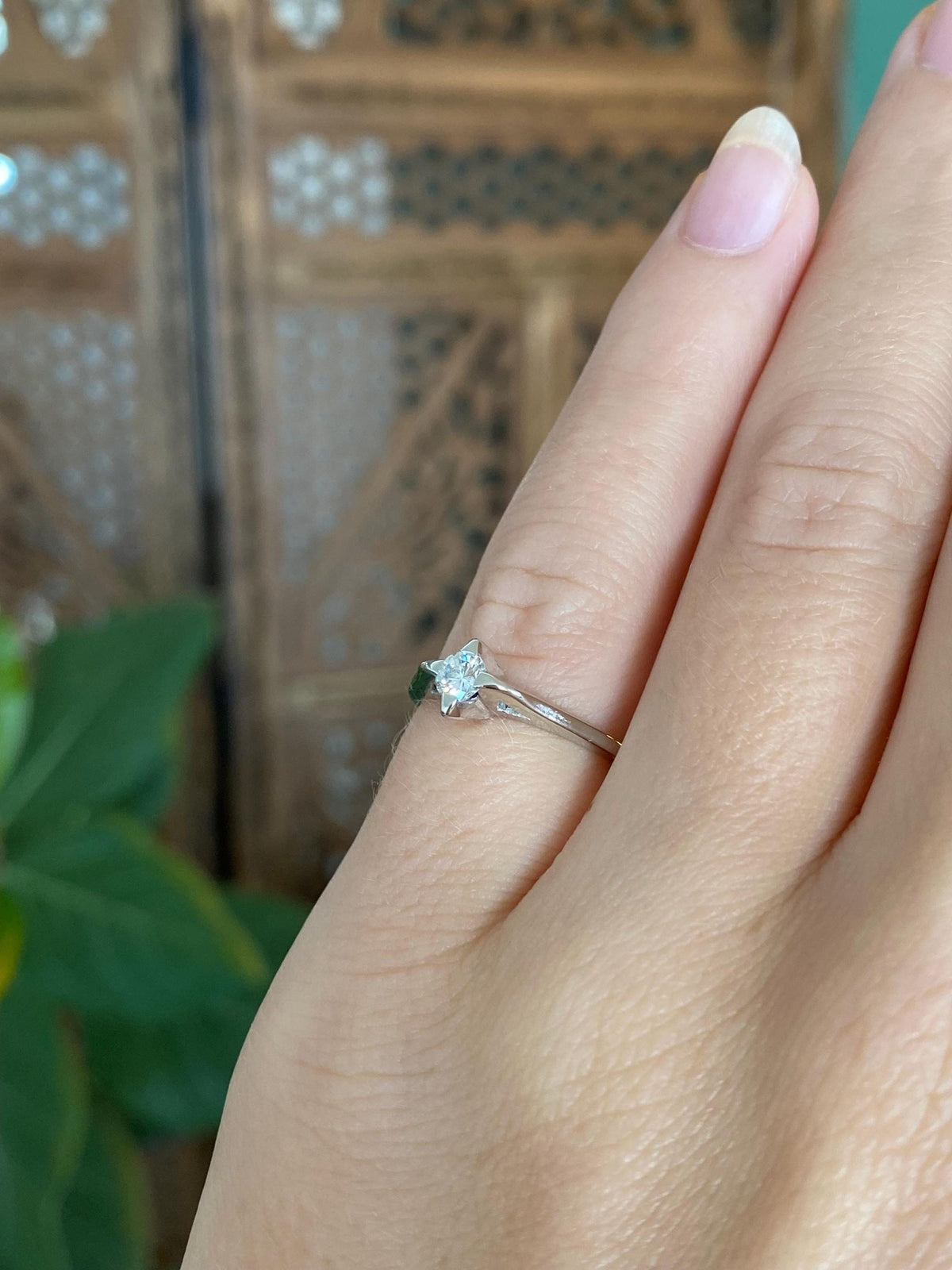 Vintage Solid 14k White Gold Diamond Ring - Size 3.25