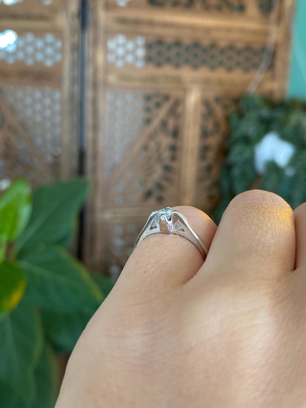 Vintage Solid 14k White Gold Diamond Ring - Size 3.25