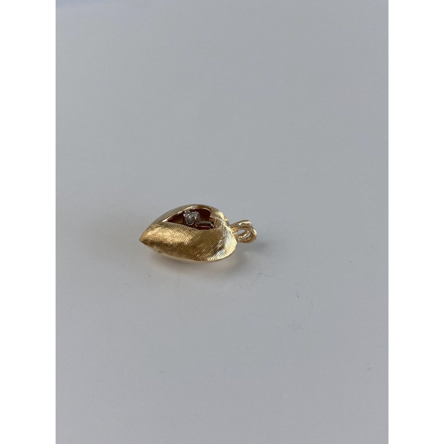 Vintage 14k Yellow Gold Clear Sapphire Heart Charm