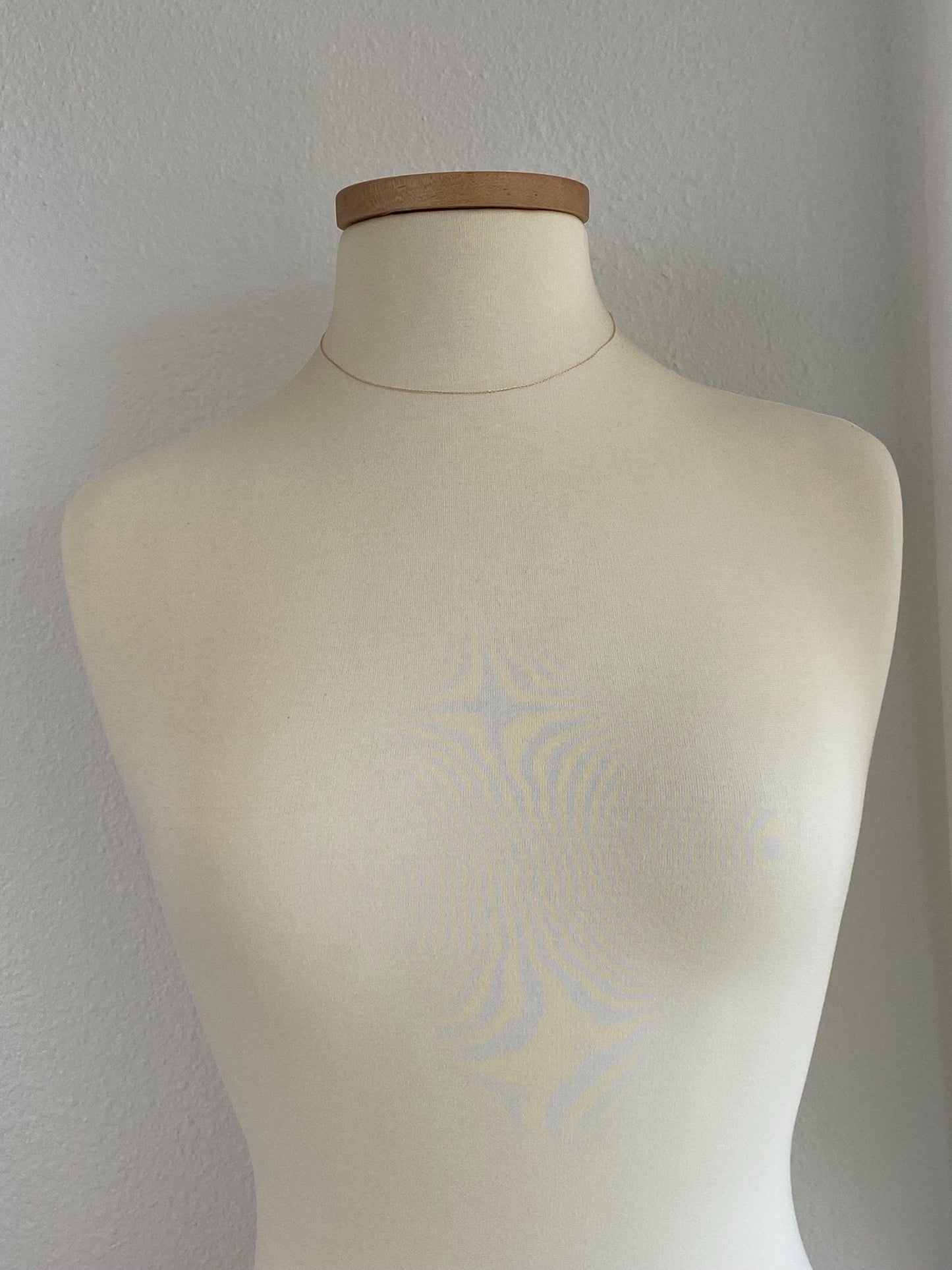 Vintage Solid 14k Yellow Gold Dainty Elongated Curb Chain Necklace - 16 inches