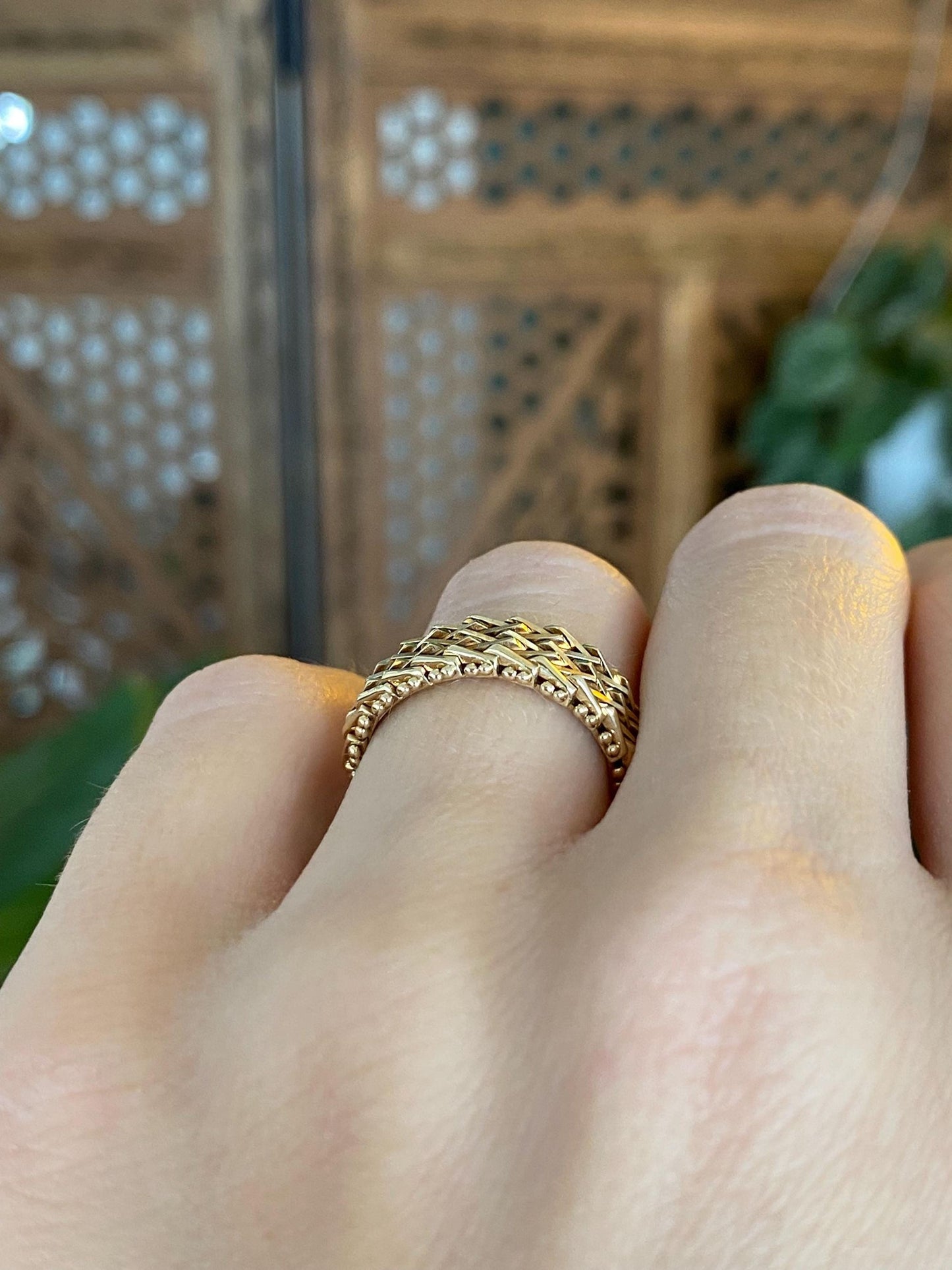 Vintage Solid 14k Yellow Gold Mesh Chain Ring Band - Size 5.5