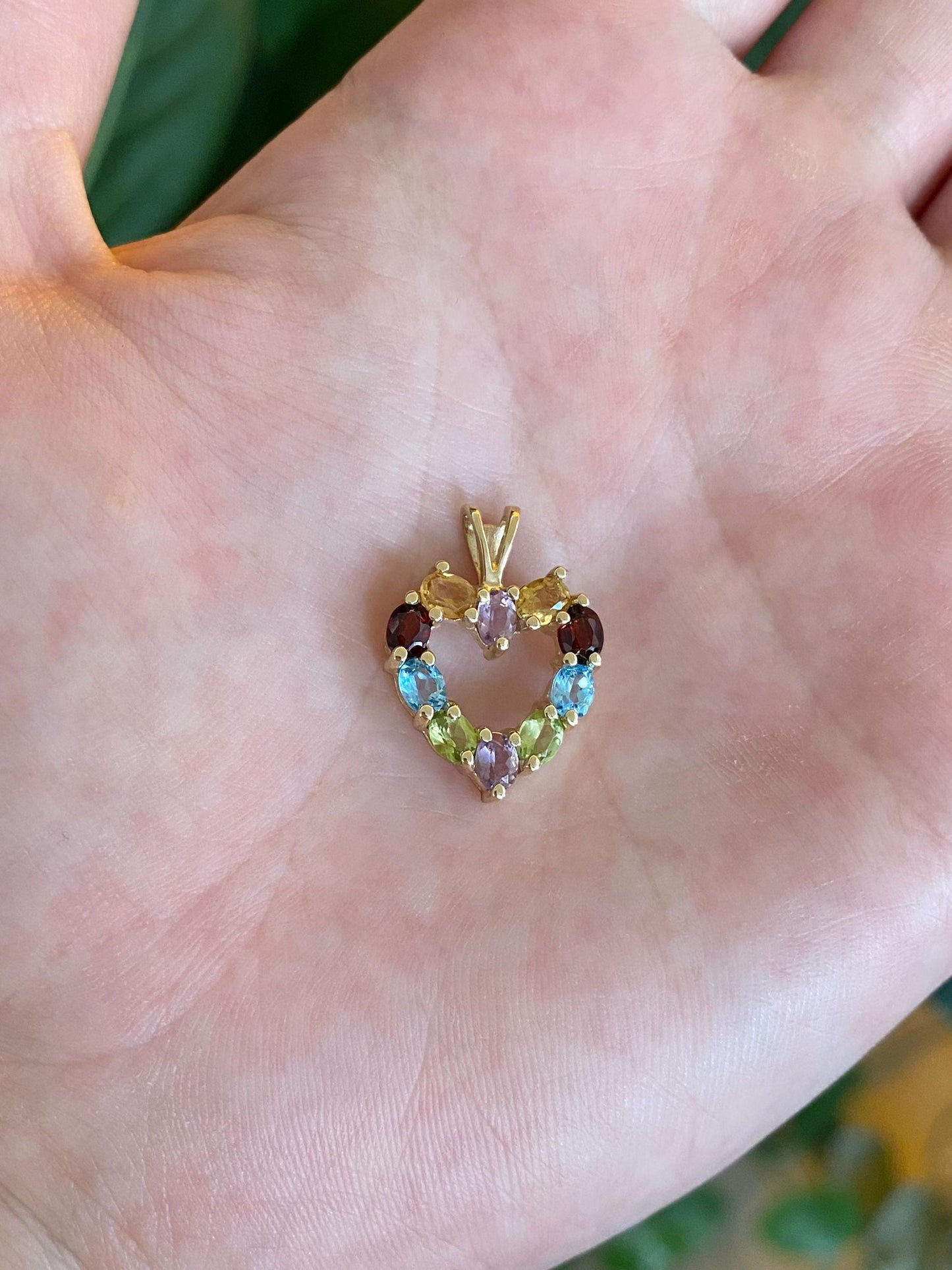 Vintage Solid 10k Yellow Gold Garnet Citrine Topaz Peridot Amethyst Heart Charm