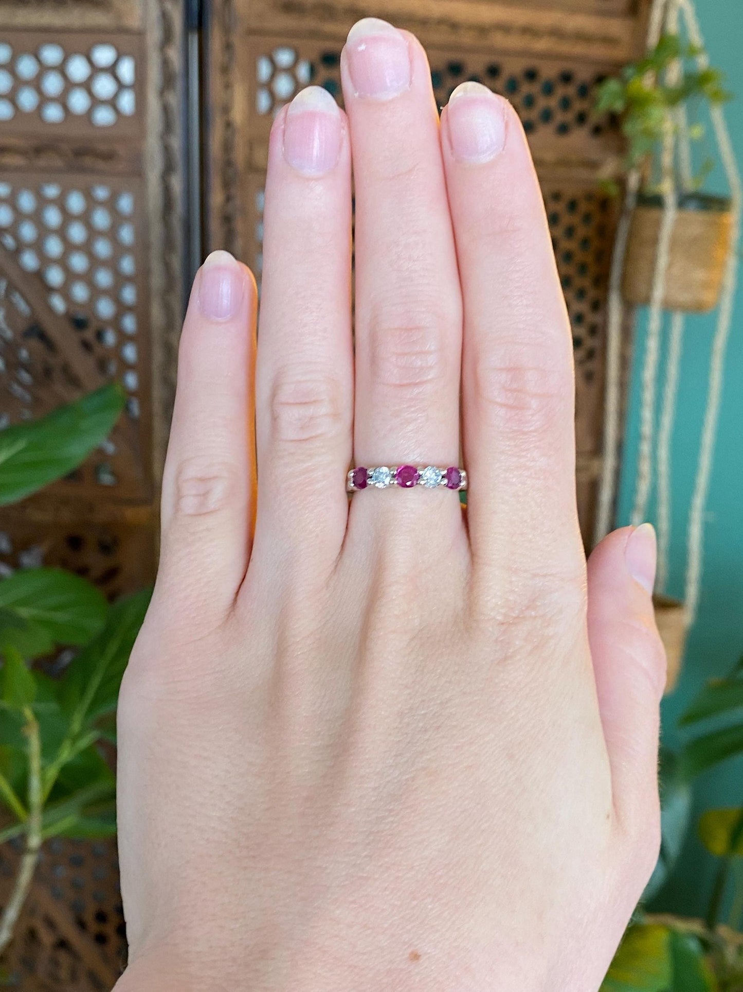 Vintage Solid 14k White Gold Diamond Ruby Band Ring - Size 6.75