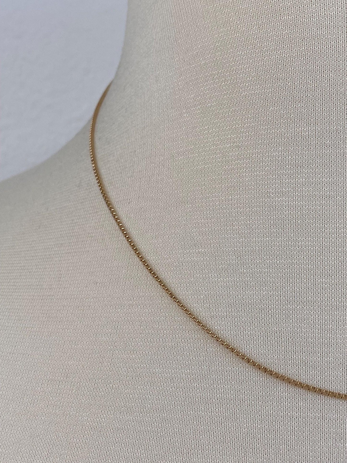 Vintage Solid 10k Yellow Gold Box Chain Necklace - 17.5 inches