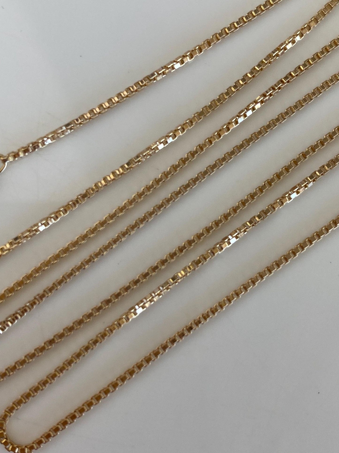Vintage Solid 10k Yellow Gold Box Chain Necklace - 17.5 inches