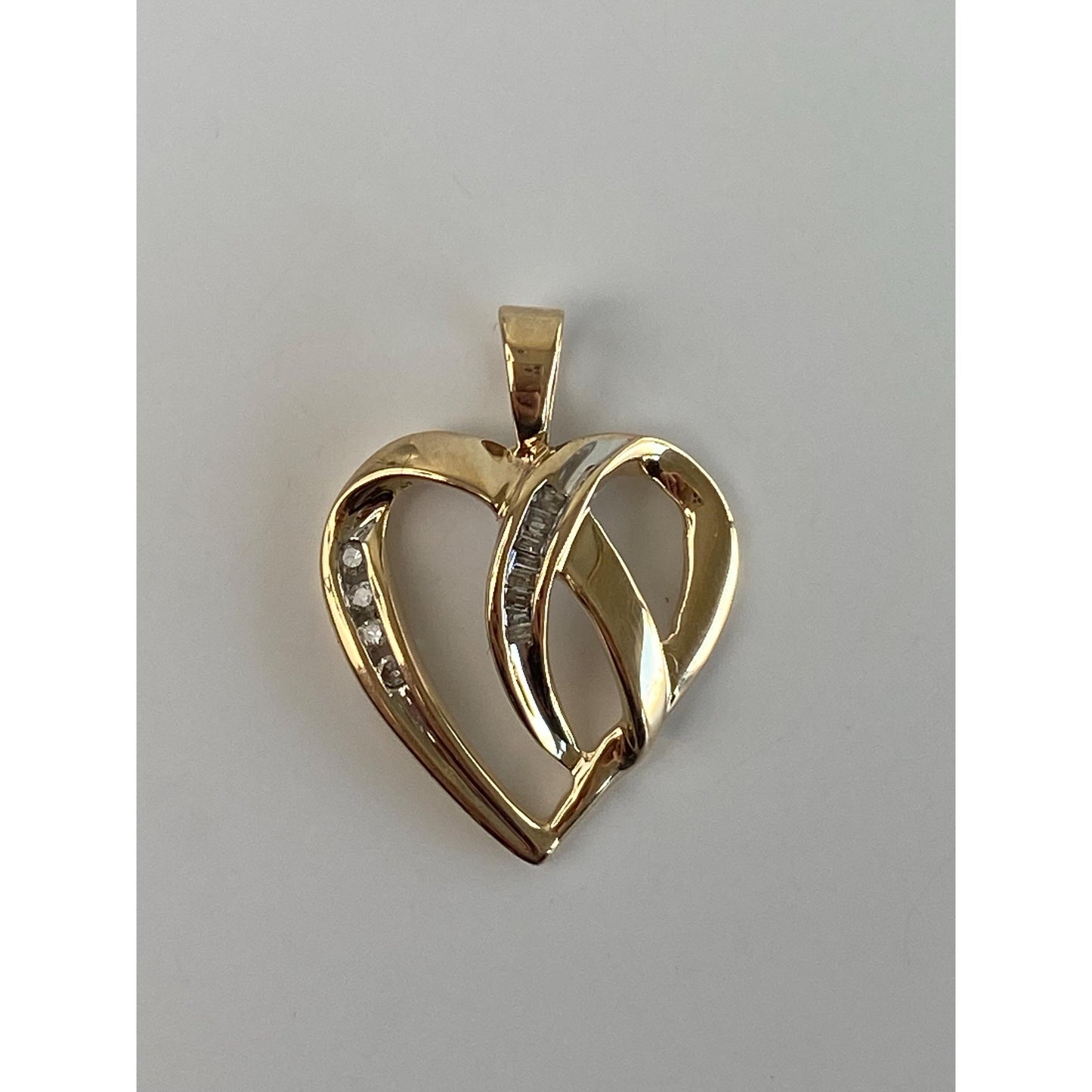 Vintage Solid 10k Yellow Gold Diamond Heart Charm