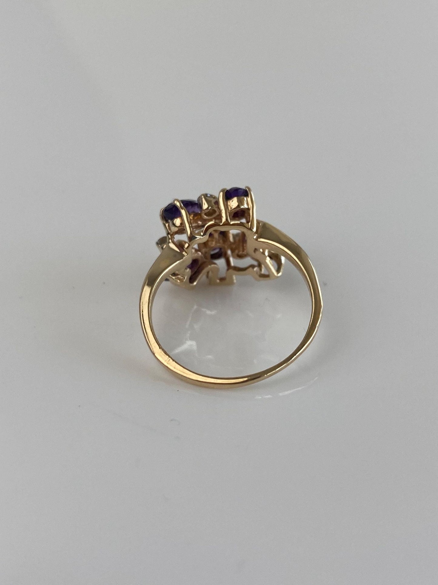 Vintage Solid 14k Yellow Gold Diamond Amethyst Ring - Size 5.75