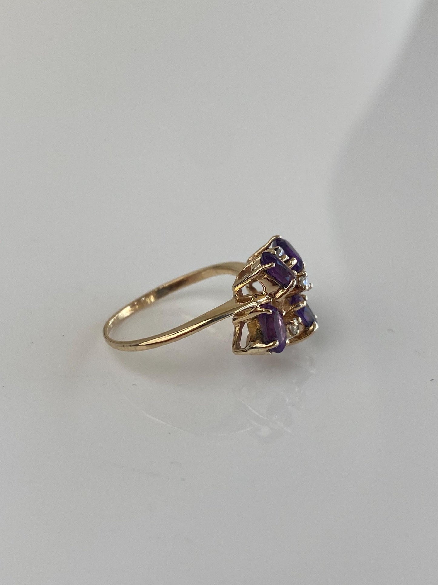 Vintage Solid 14k Yellow Gold Diamond Amethyst Ring - Size 5.75