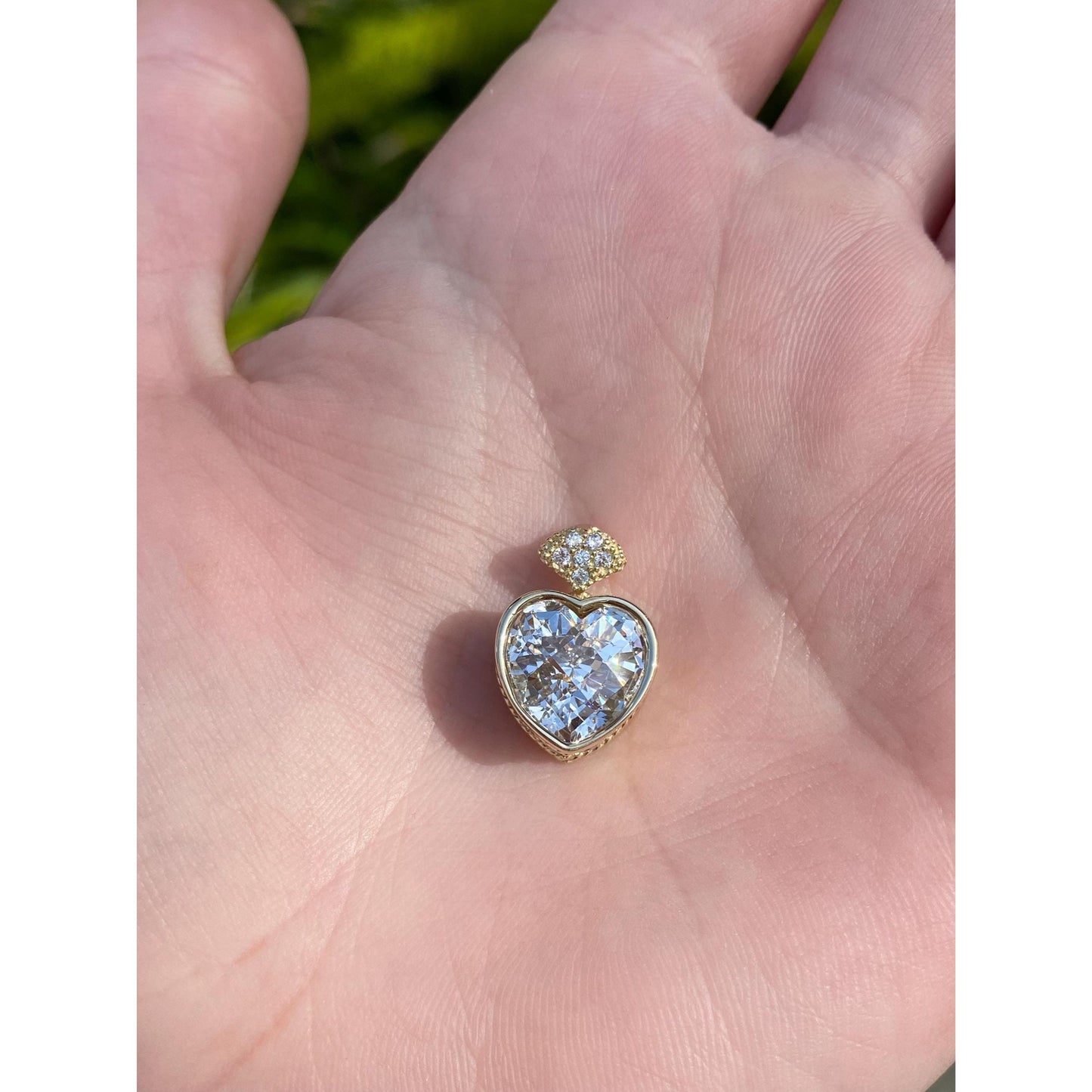 Vintage Solid 14k Yellow Gold Cubic Zirconia Heart Dangle Charm