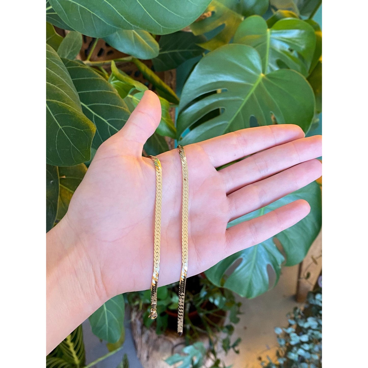 Vintage Solid 14k Yellow Gold Herringbone Chain Necklace - 18 inches