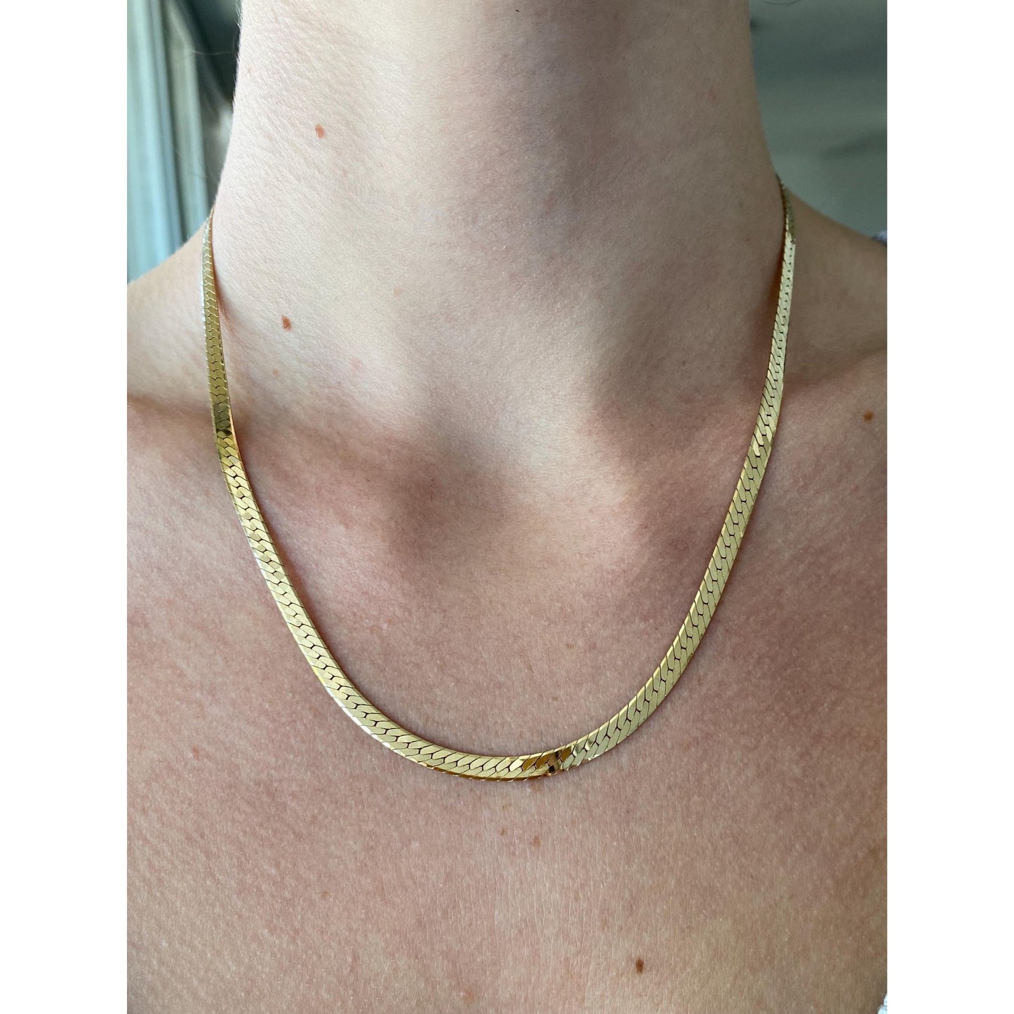 Vintage Solid 14k Yellow Gold Herringbone Chain Necklace - 18 inches