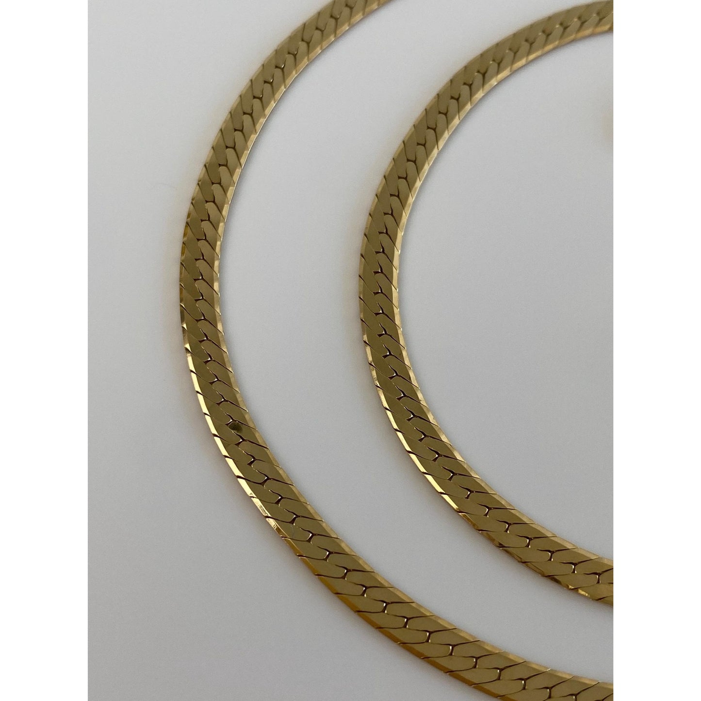 Vintage Solid 14k Yellow Gold Herringbone Chain Necklace - 18 inches