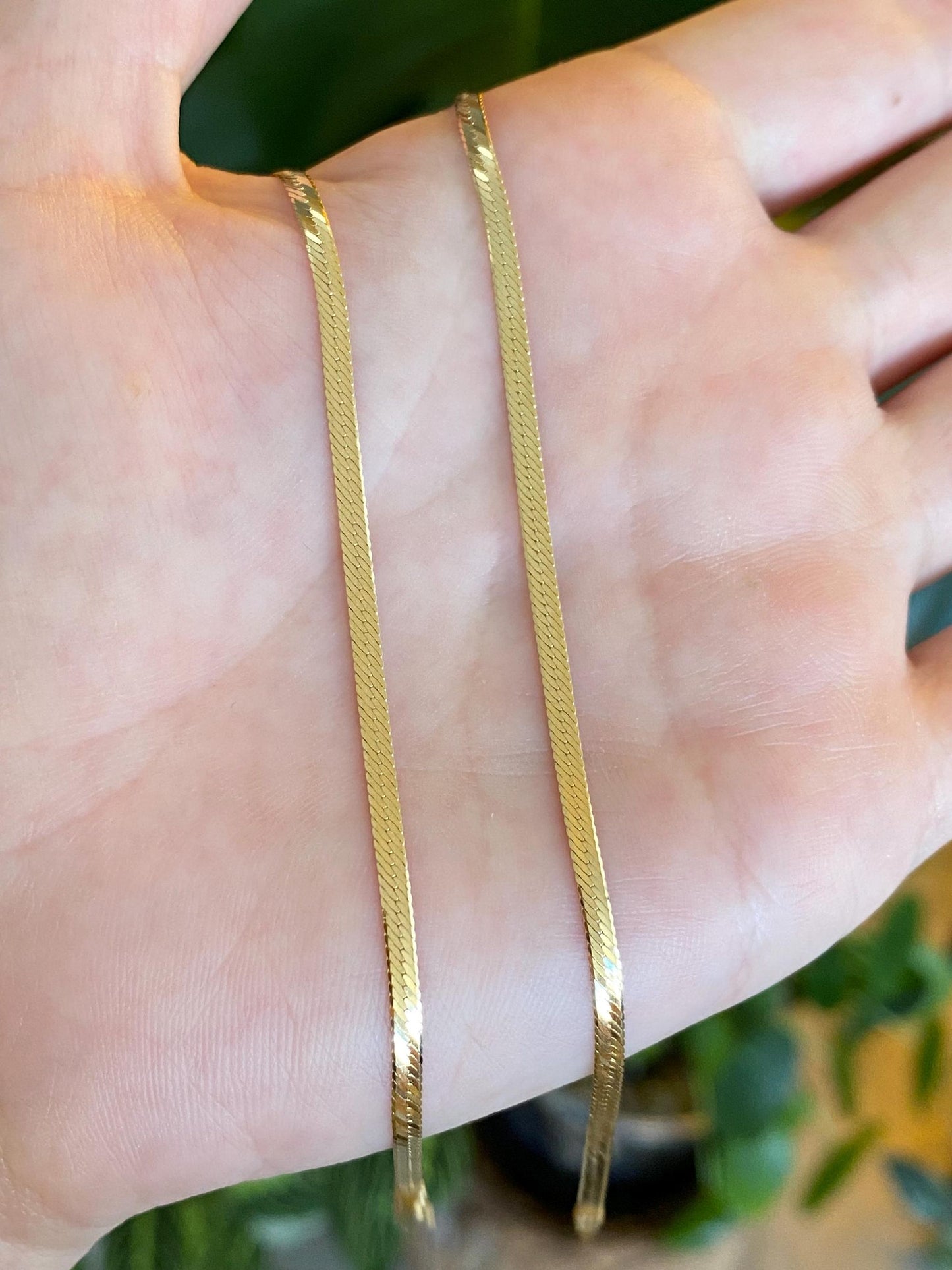 Vintage Solid 14k Yellow Gold Slim Herringbone Chain Necklace - 16 inches