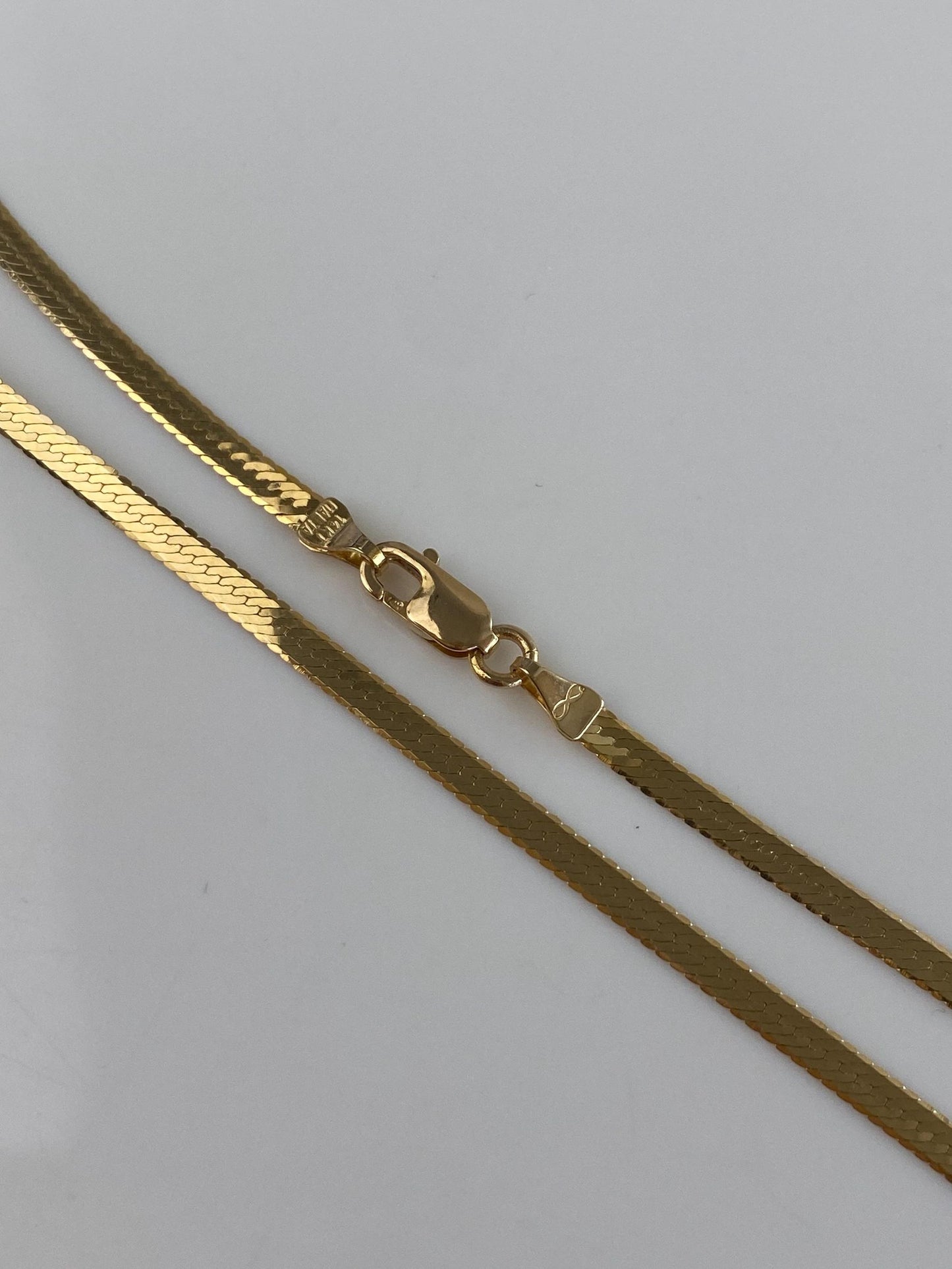Vintage Solid 14k Yellow Gold Slim Herringbone Chain Necklace - 16 inches