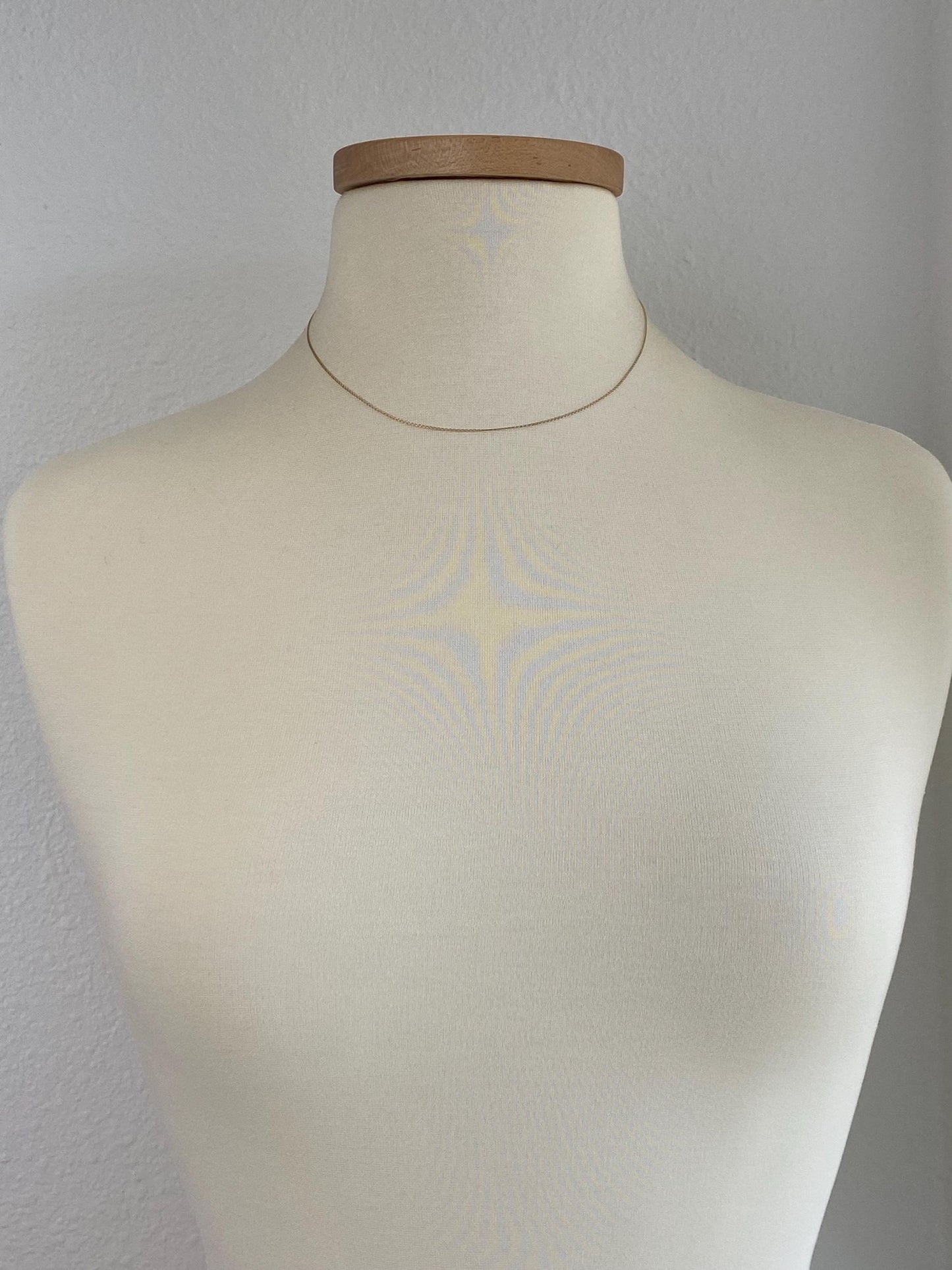 Vintage Solid 14k Yellow Gold Elongated Curb Chain Necklace - 16.75inches