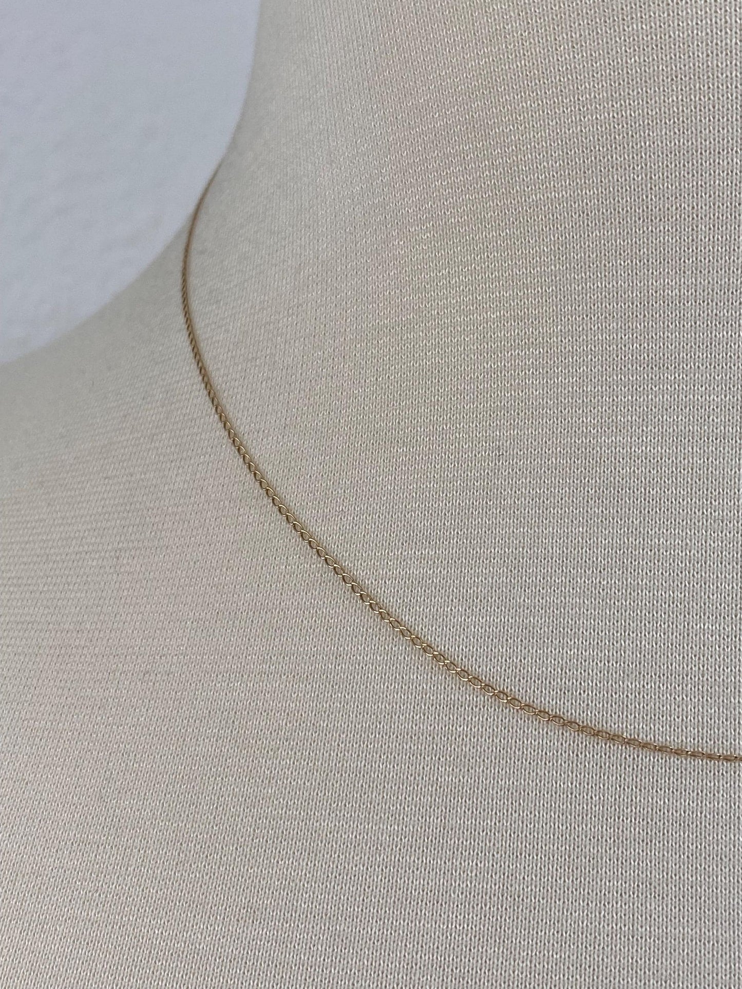 Vintage Solid 14k Yellow Gold Elongated Curb Chain Necklace - 16.75inches