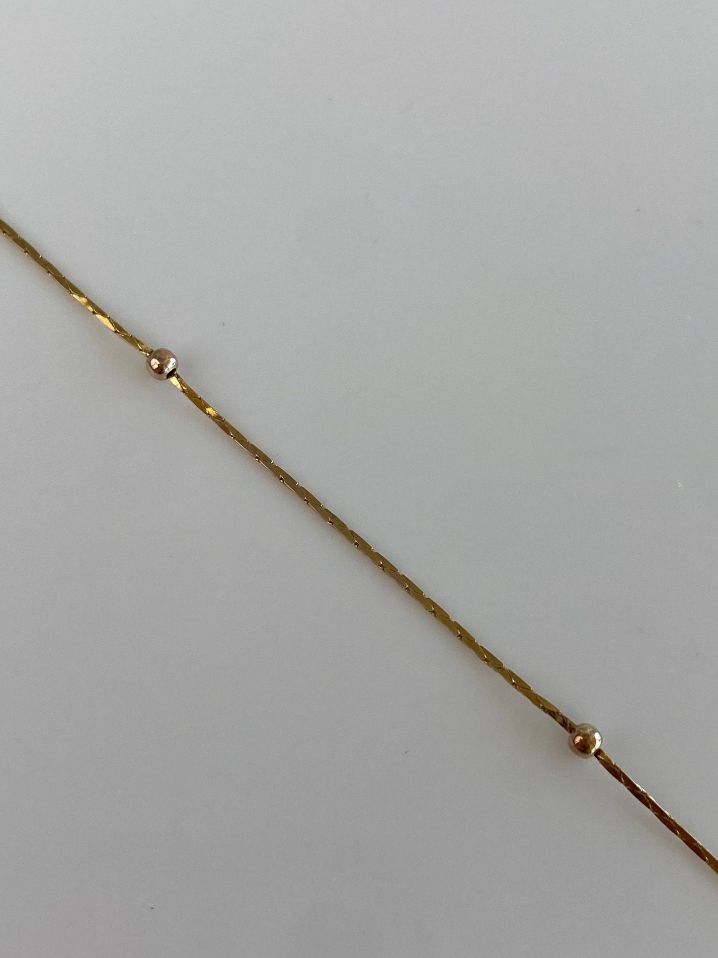 Vintage Solid 14k Yellow Gold Slim Triangle Link Gold Ball Chain Bracelet - 7 inches