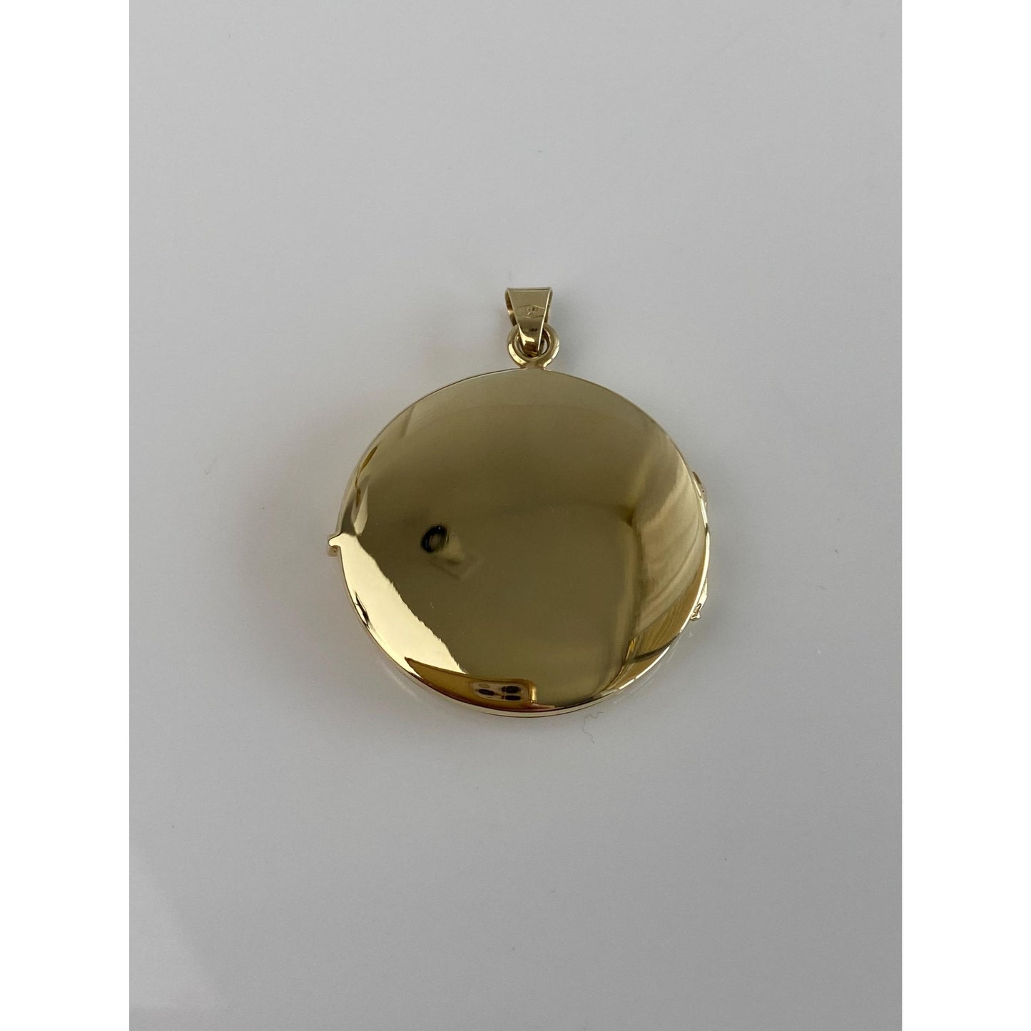 Vintage Solid 14k Yellow Gold Engraved Floral Locket Charm