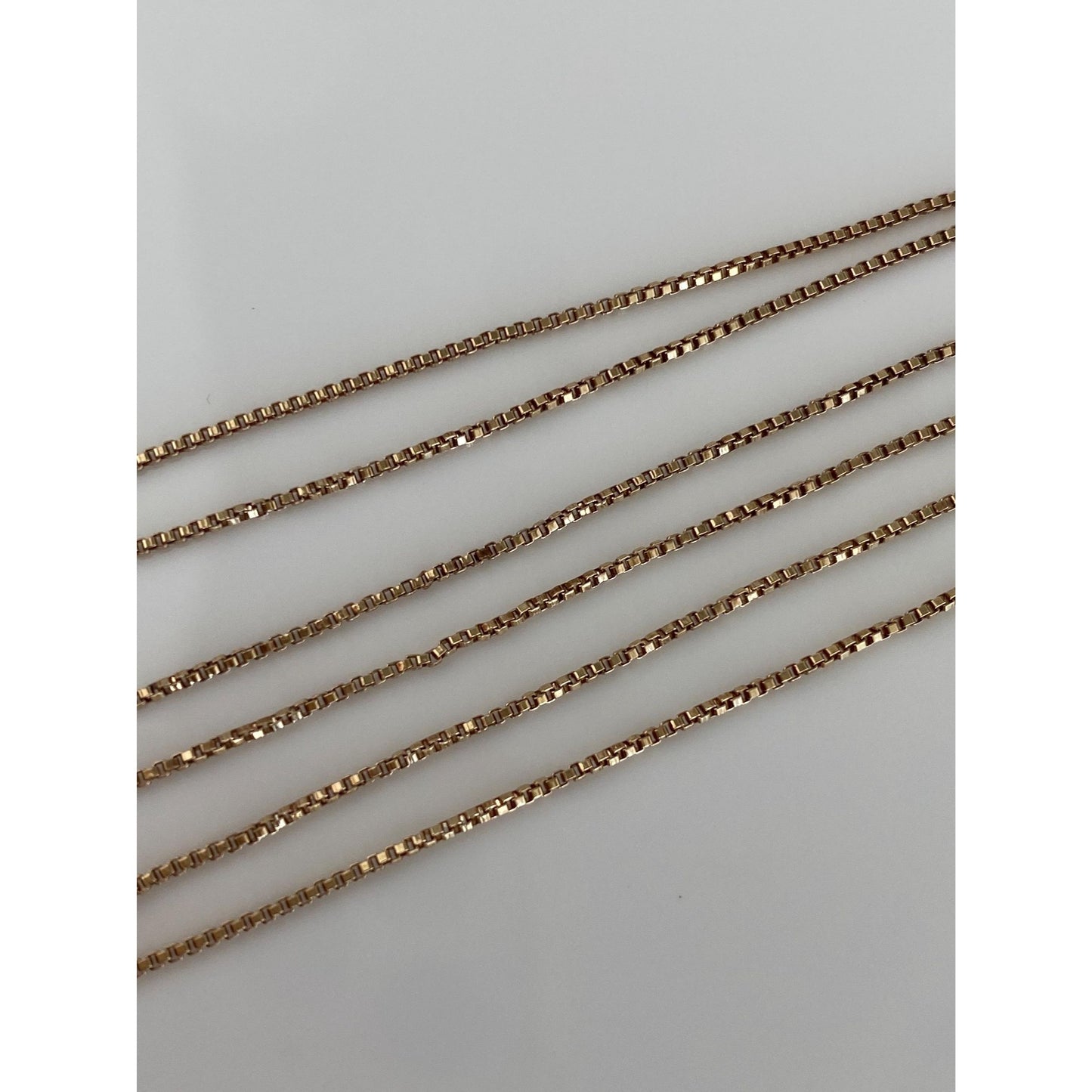 Vintage Solid 10k Yellow Gold Dainty Box Chain Necklace - 21.5 inches
