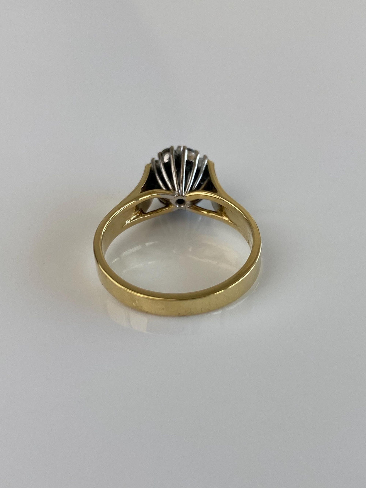 Vintage Solid 18k White & Yellow Gold Diamond Cluster Ring - Size 6.75