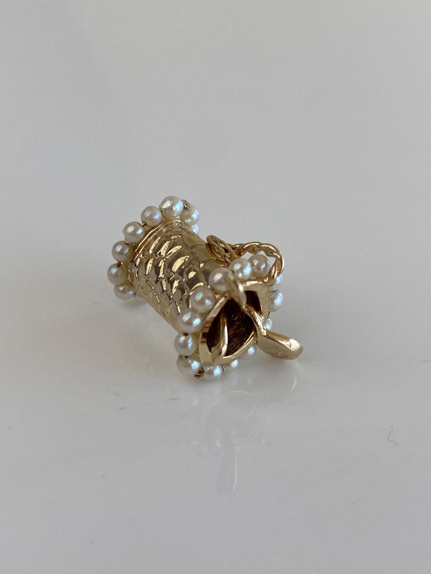 Vintage Solid 14k Yellow Gold Pearls Alligator Print Golf Bag Charm
