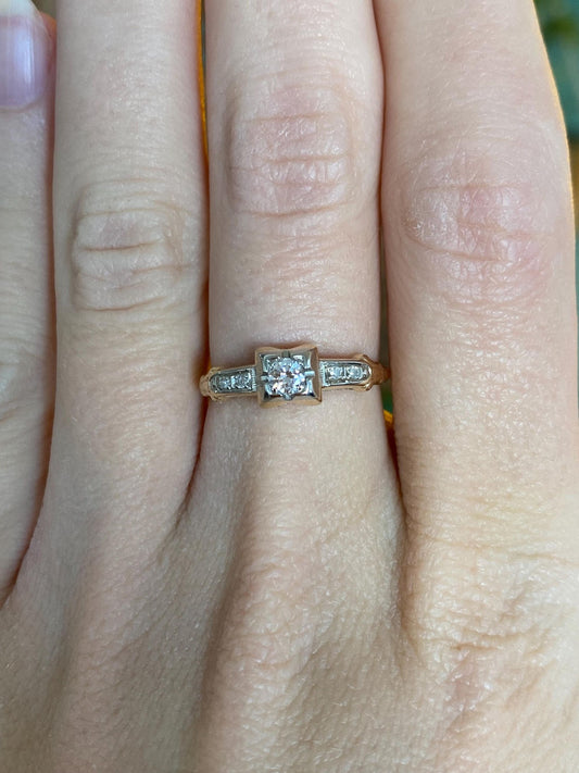 Vintage Solid 14k White & Yellow Gold Diamond Ring - Size 5.75