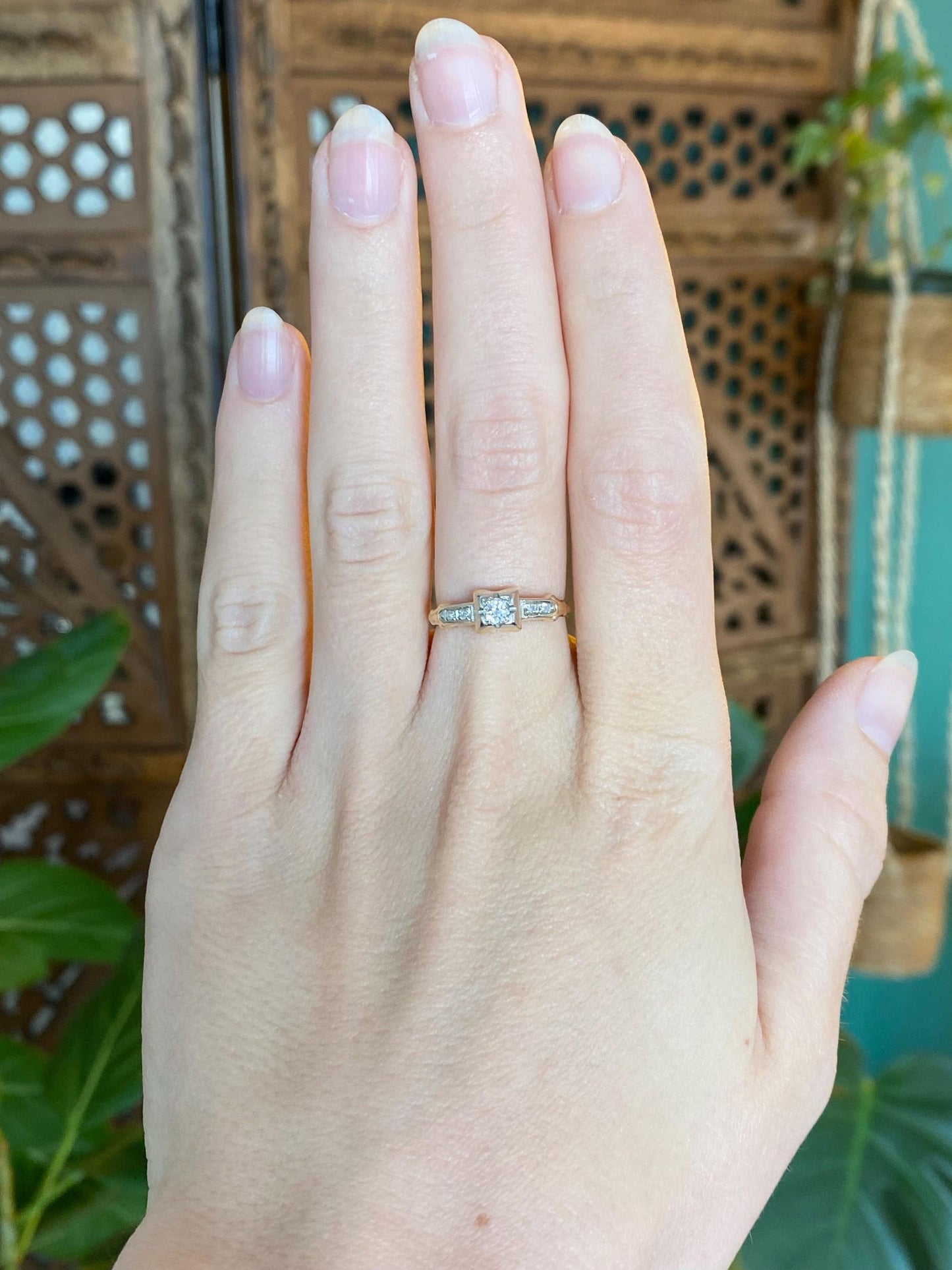 Vintage Solid 14k White & Yellow Gold Diamond Ring - Size 5.75