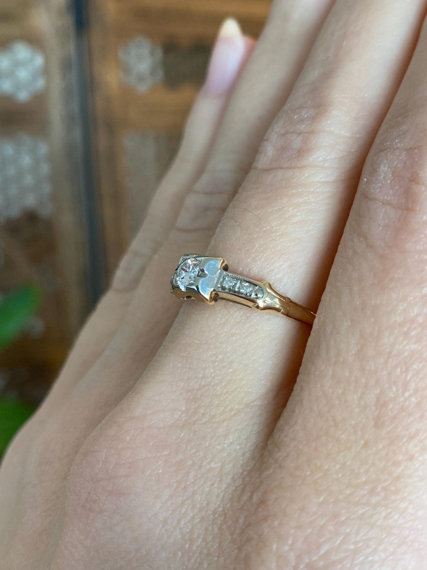 Vintage Solid 14k White & Yellow Gold Diamond Ring - Size 5.75