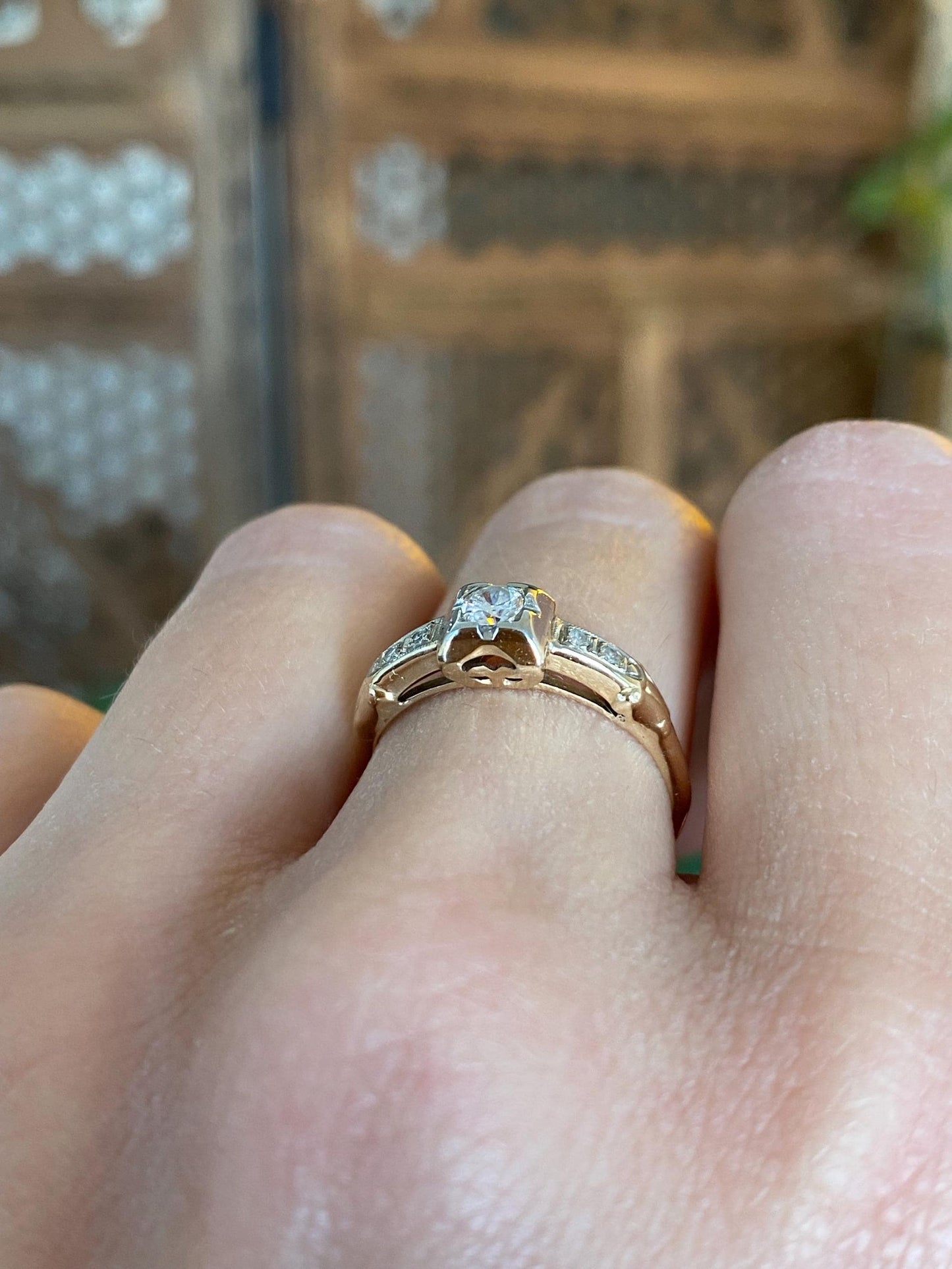 Vintage Solid 14k White & Yellow Gold Diamond Ring - Size 5.75