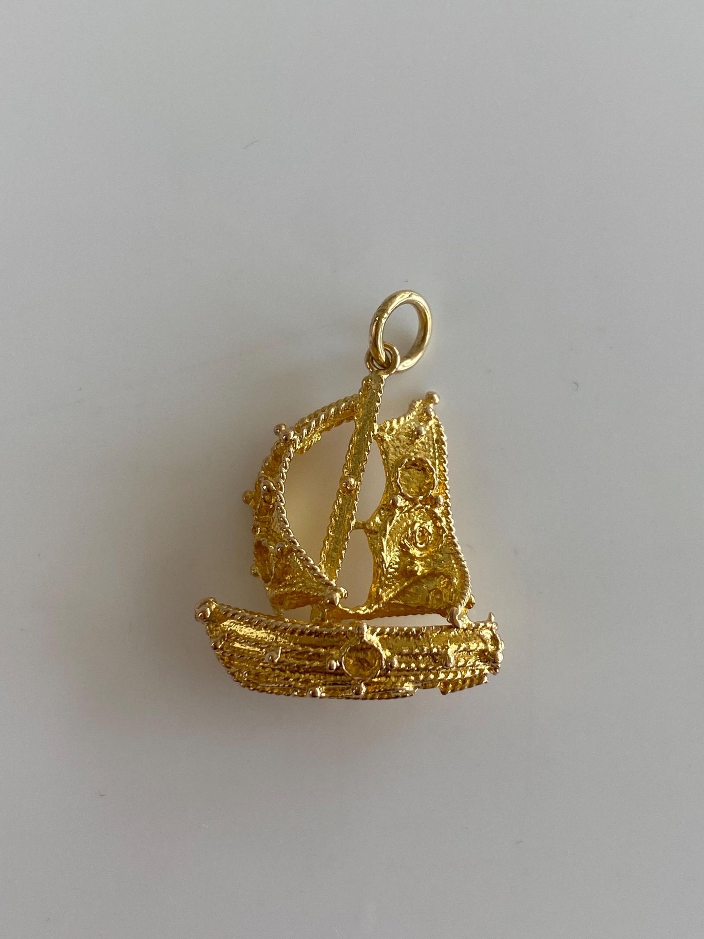 Vintage Solid 18k Yellow Gold Filigree Granules Sail Boat Charm