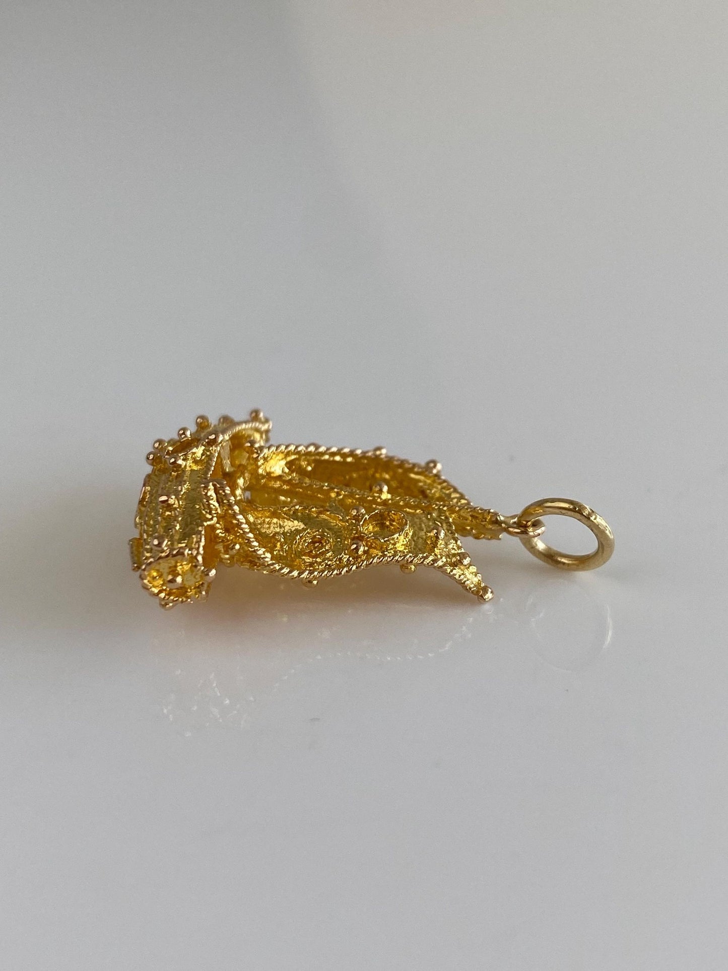 Vintage Solid 18k Yellow Gold Filigree Granules Sail Boat Charm