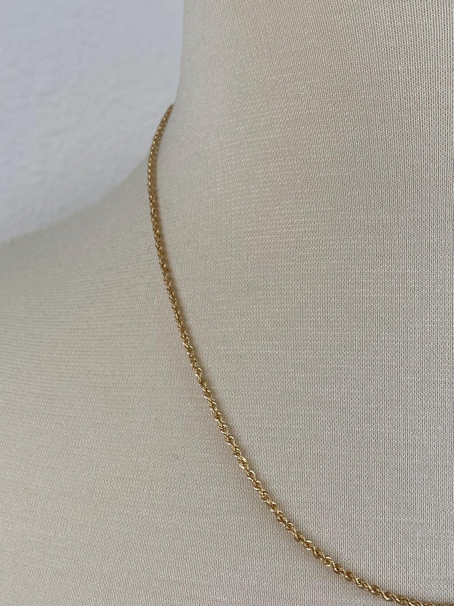 Vintage 14k Yellow Gold Slim Rope Chain Necklace - 18.75 inches