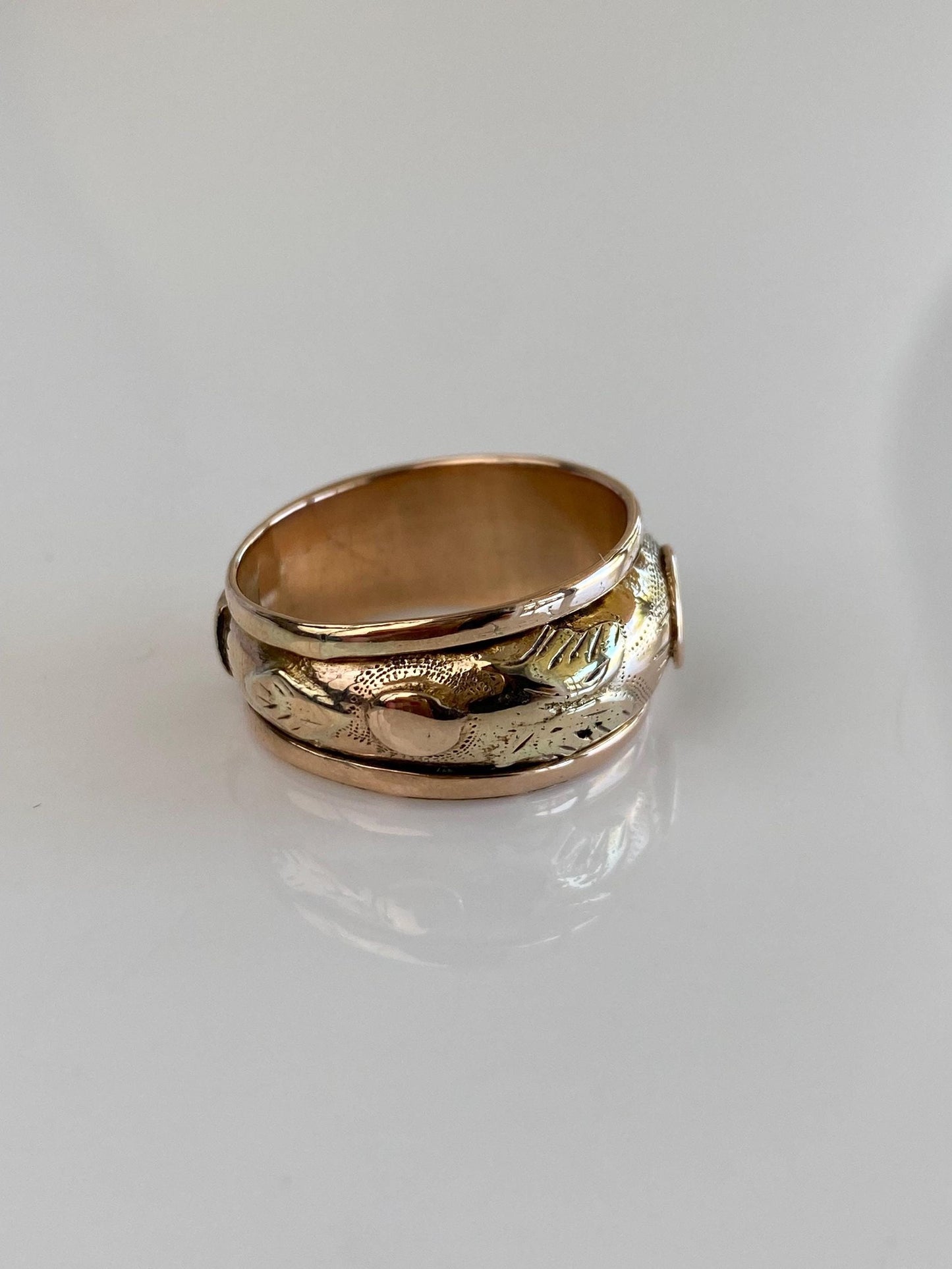 Vintage Solid 9k Rose & Yellow Gold Designed Signet Ring Band - Size 8.5