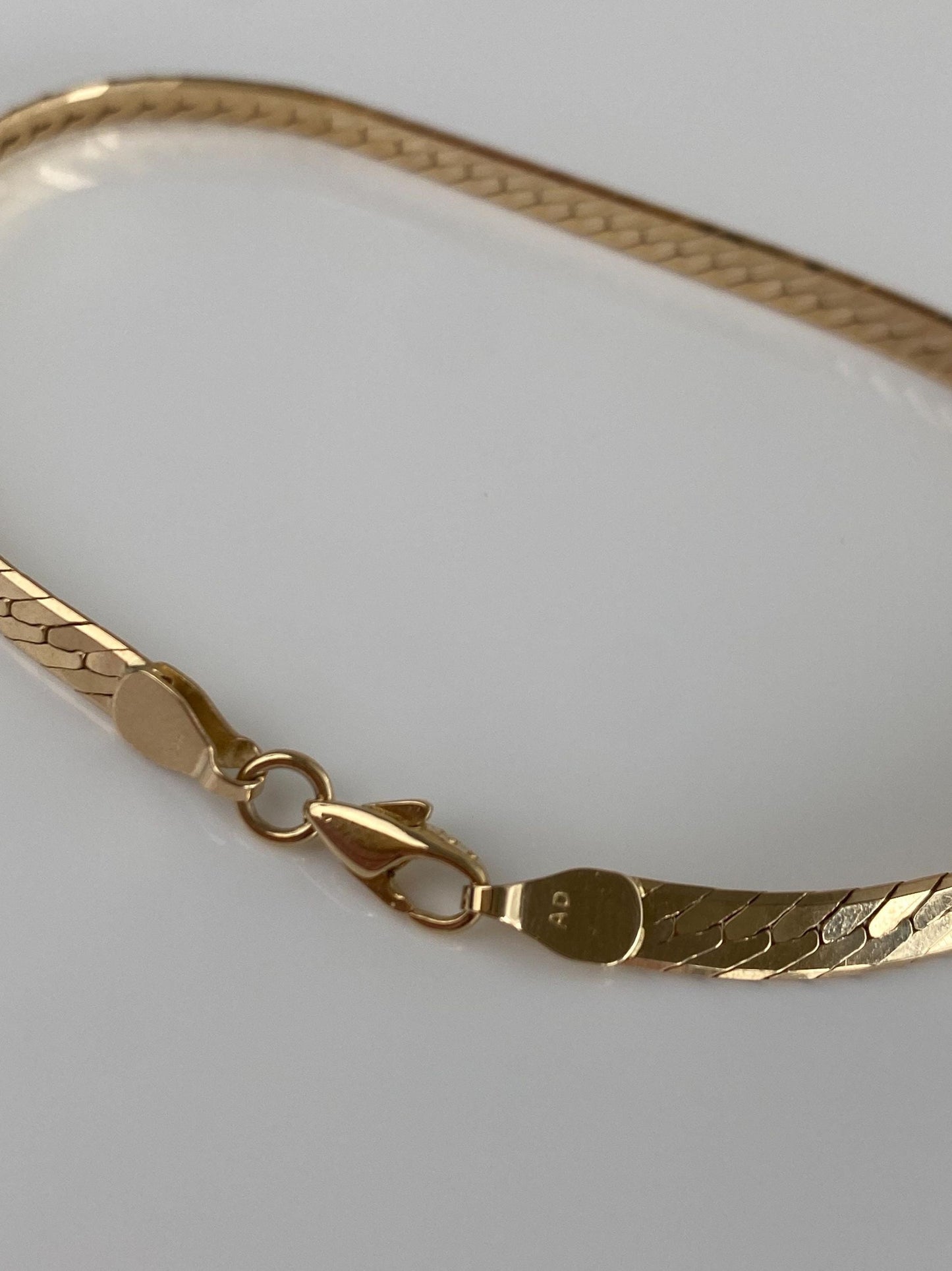 Vintage Solid 14k Yellow Gold Chunky Herringbone Chain Bracelet - 7.5 inches