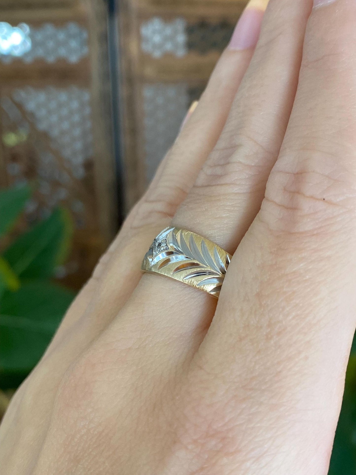 Vintage Solid 14k White & Yellow Gold Diamond Cut Diamond Ring Band - Size 9.75