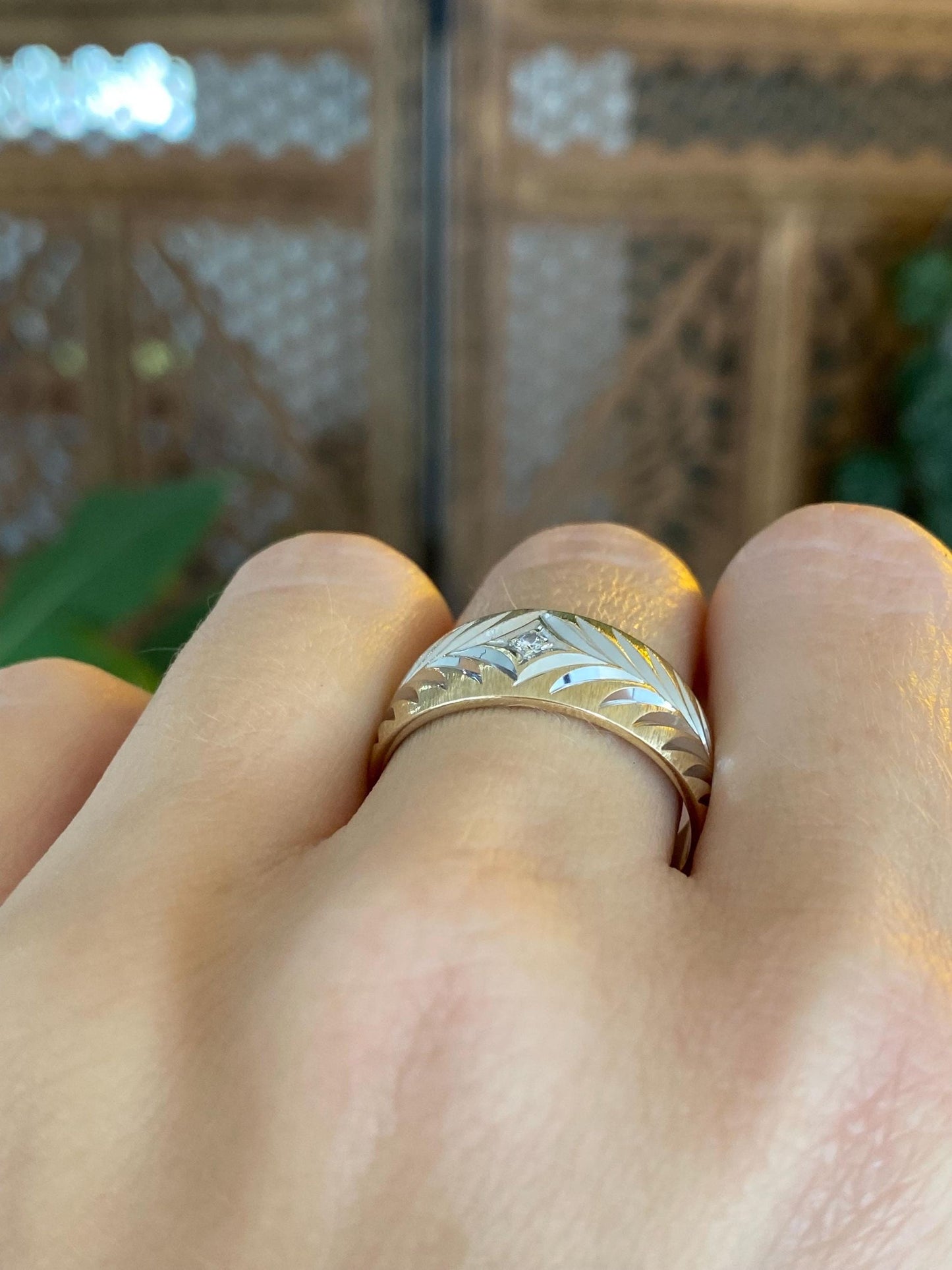Vintage Solid 14k White & Yellow Gold Diamond Cut Diamond Ring Band - Size 9.75